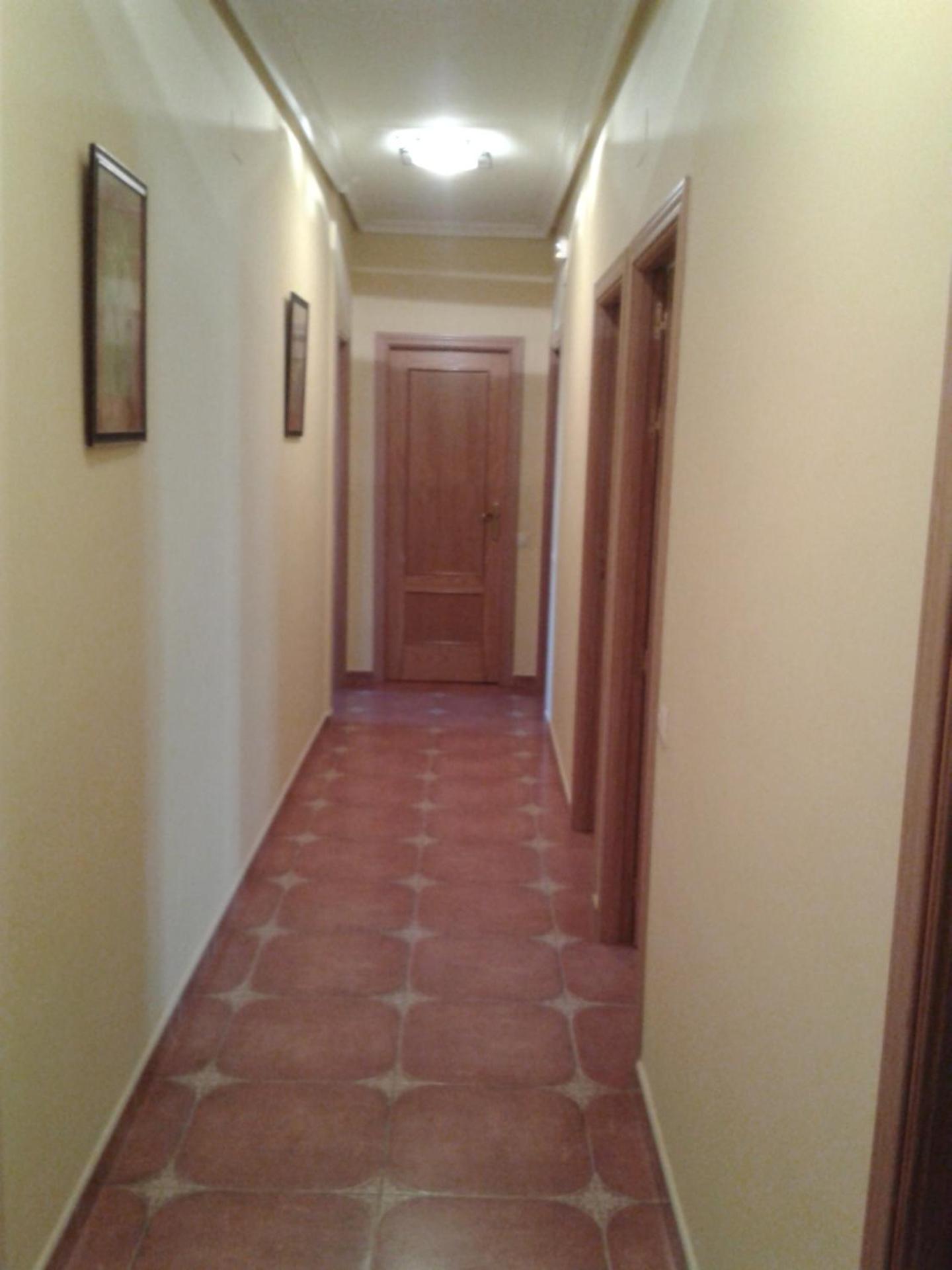 Four-Bedroom Apartment with Terrace photo 2