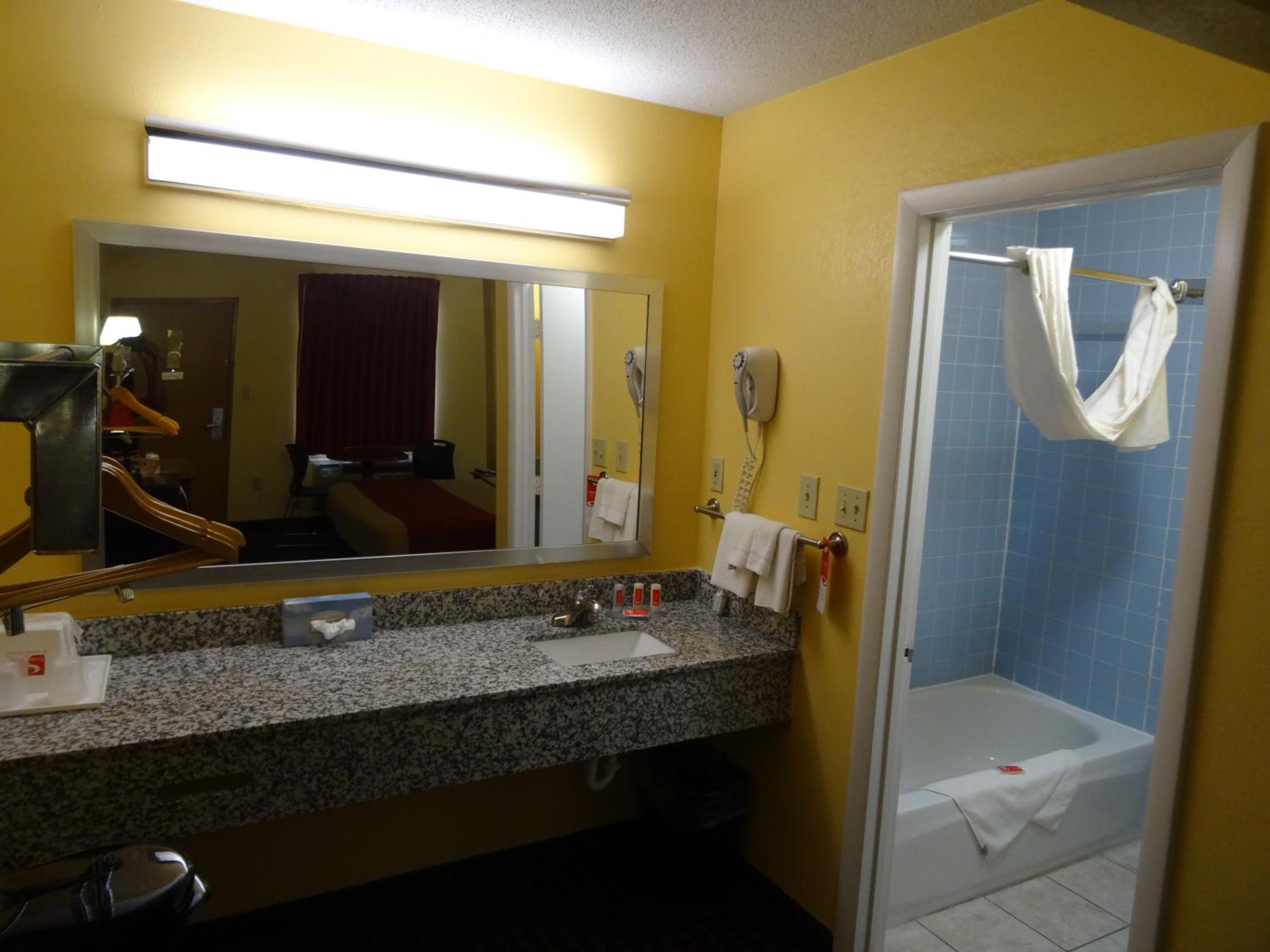 King Room - Smoking  - Photo 3