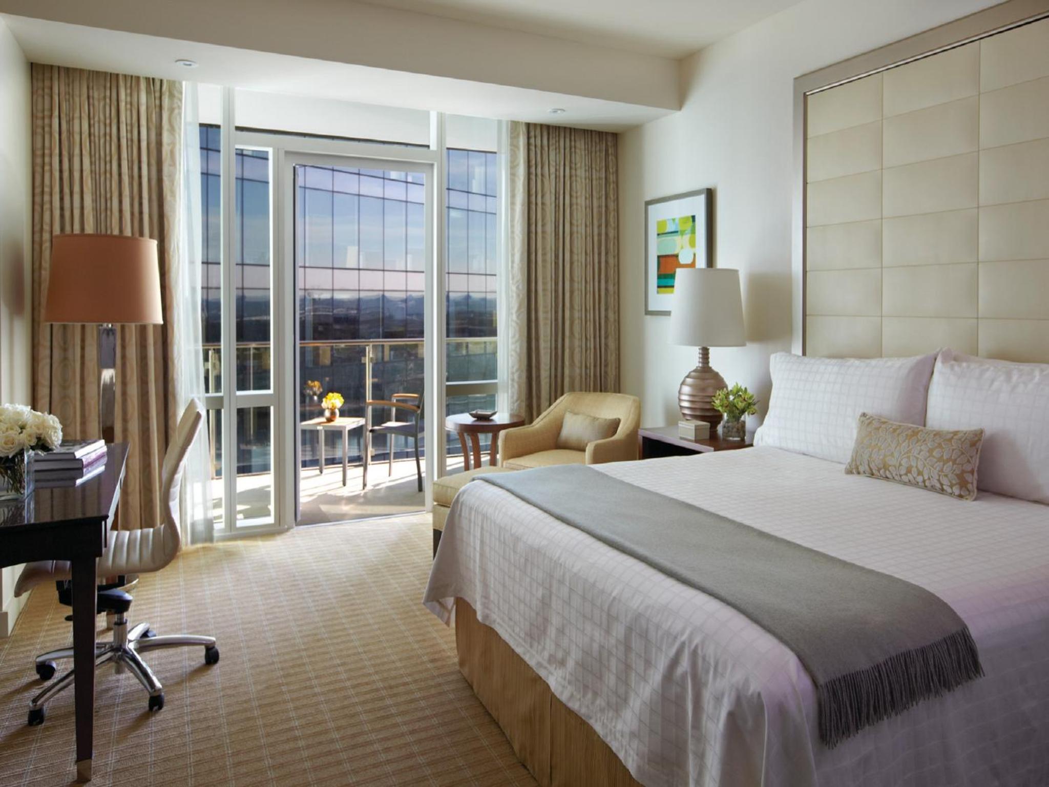 King Room with Balcony and City View