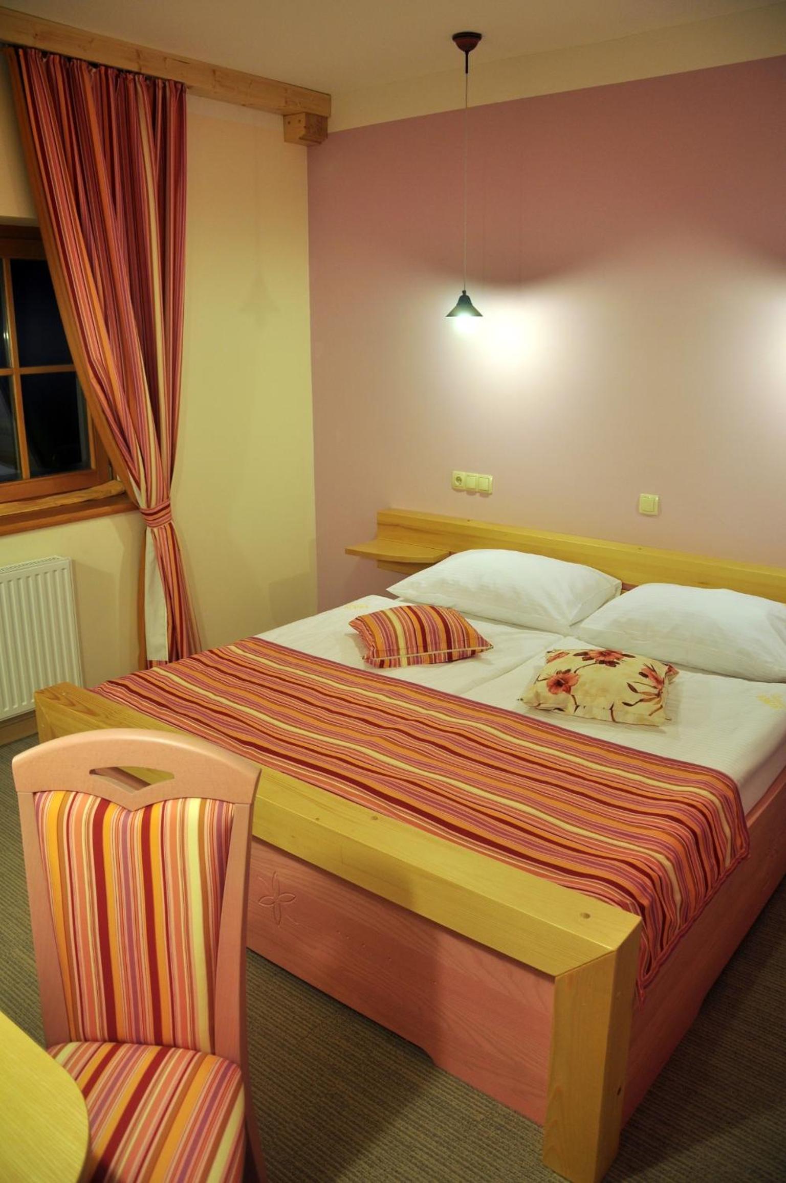 Standard Double Room photo 2