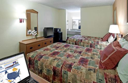 Standard King Room - Smoking photo 3