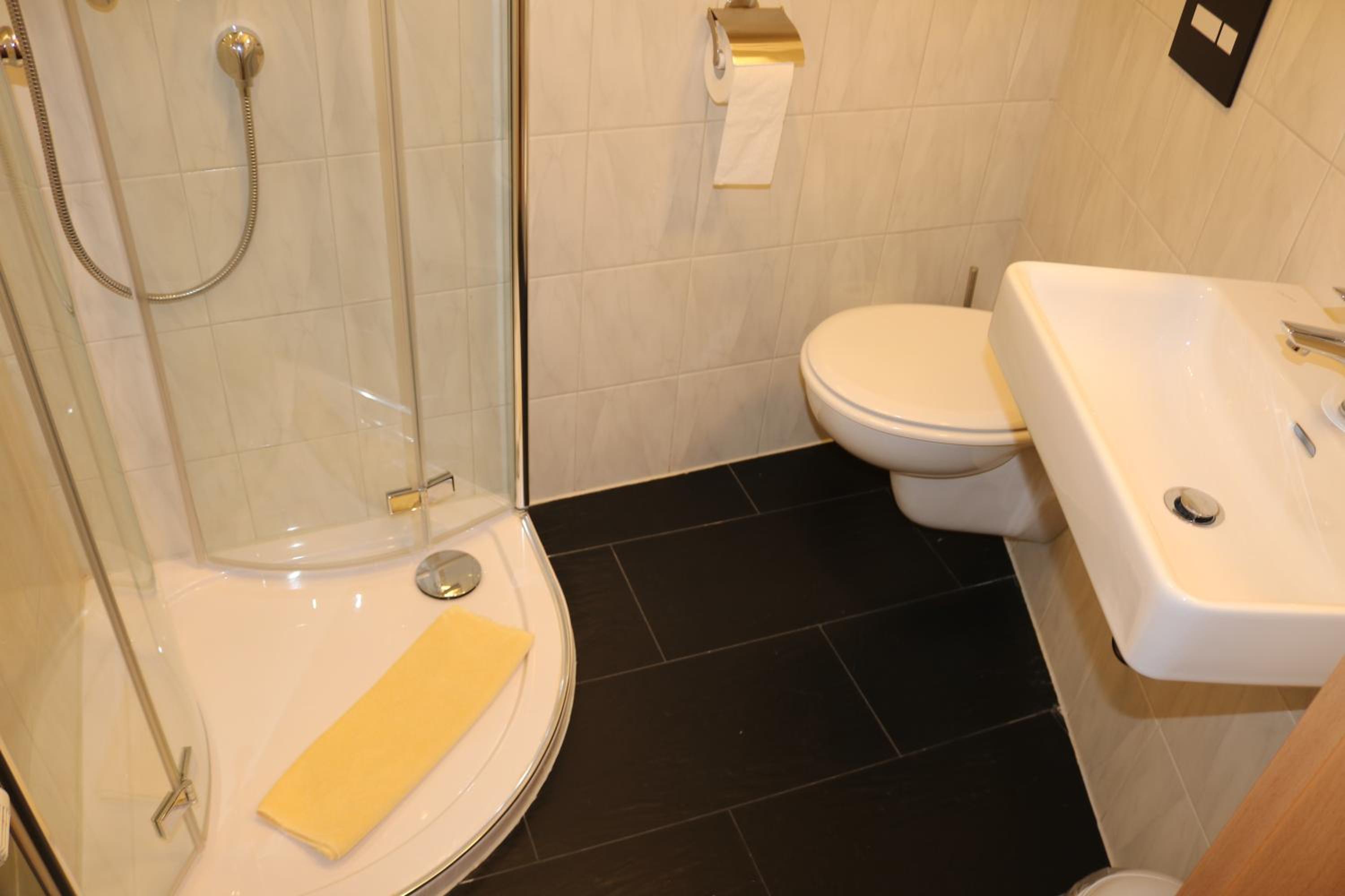 Single Room photo 3