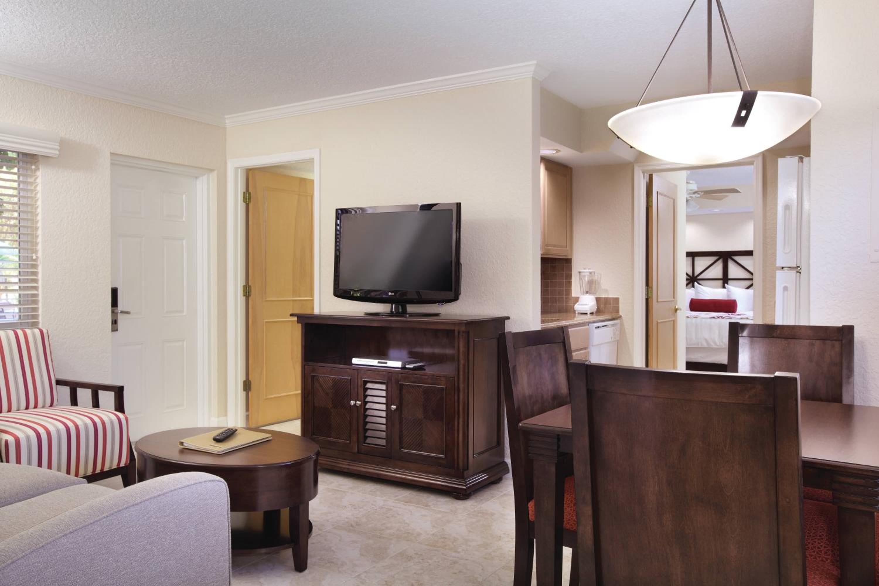 One-Bedroom Apartment photo 3