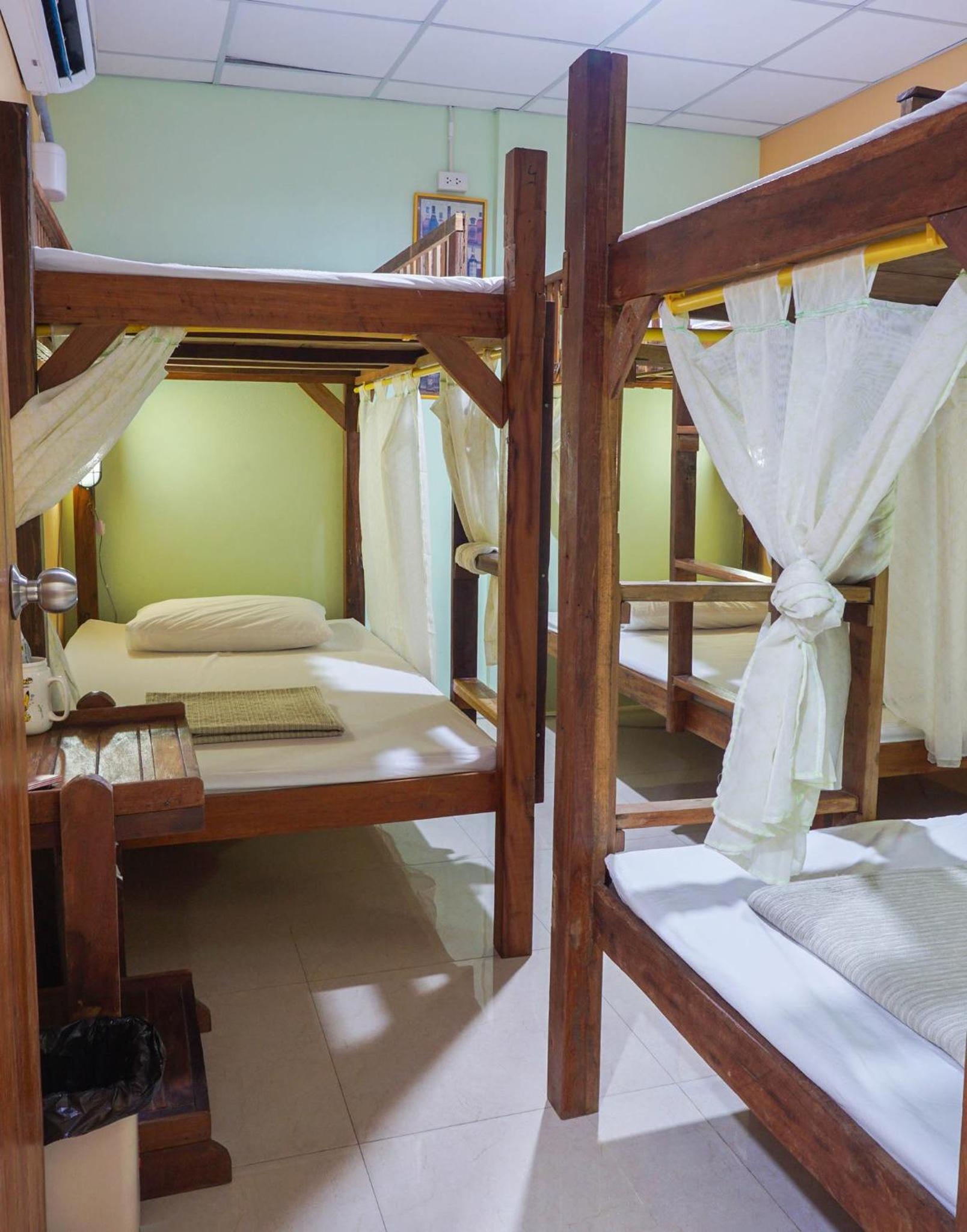 Bunk Bed in Mixed Dormitory Room with Shared Bathroom photo 2