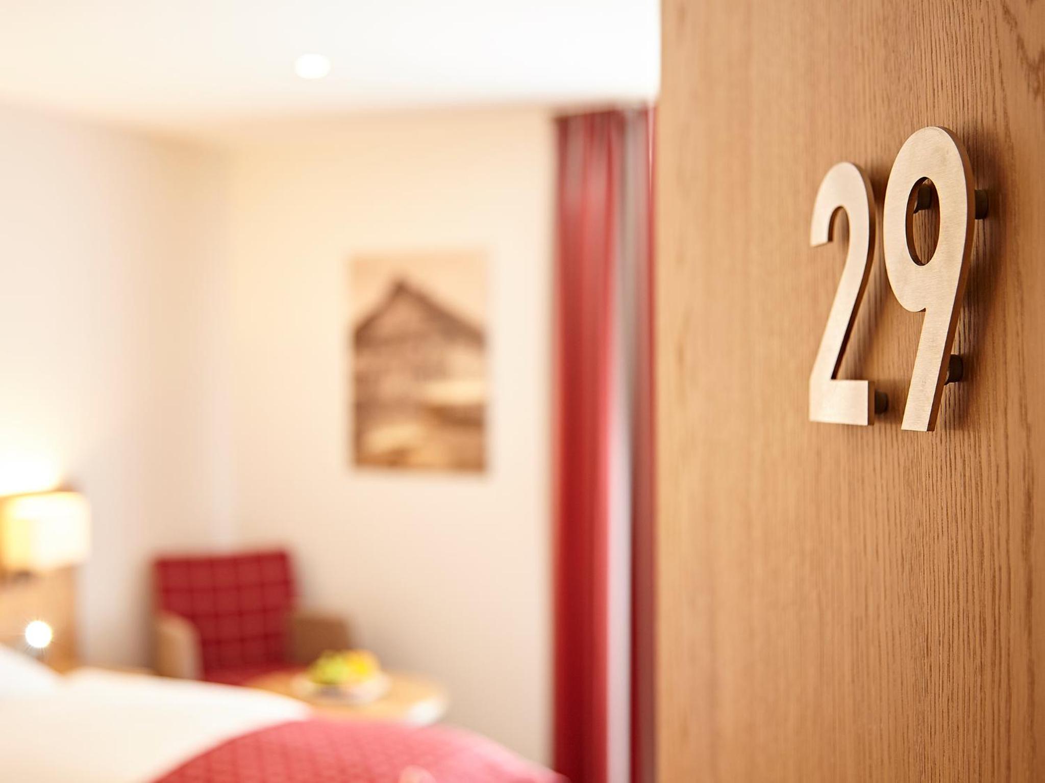 Standard Double Room - Photo 7