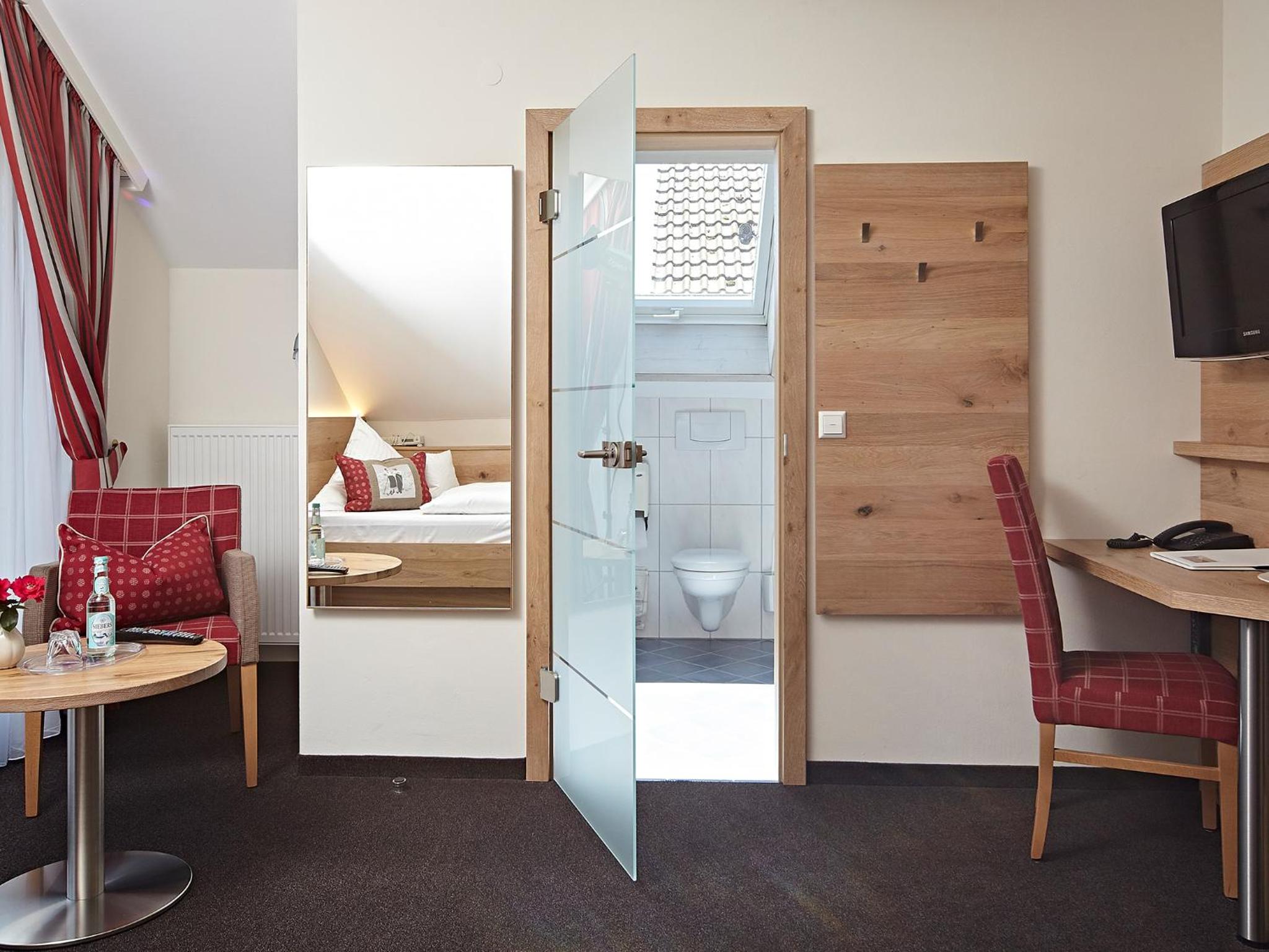 Single Room photo 2