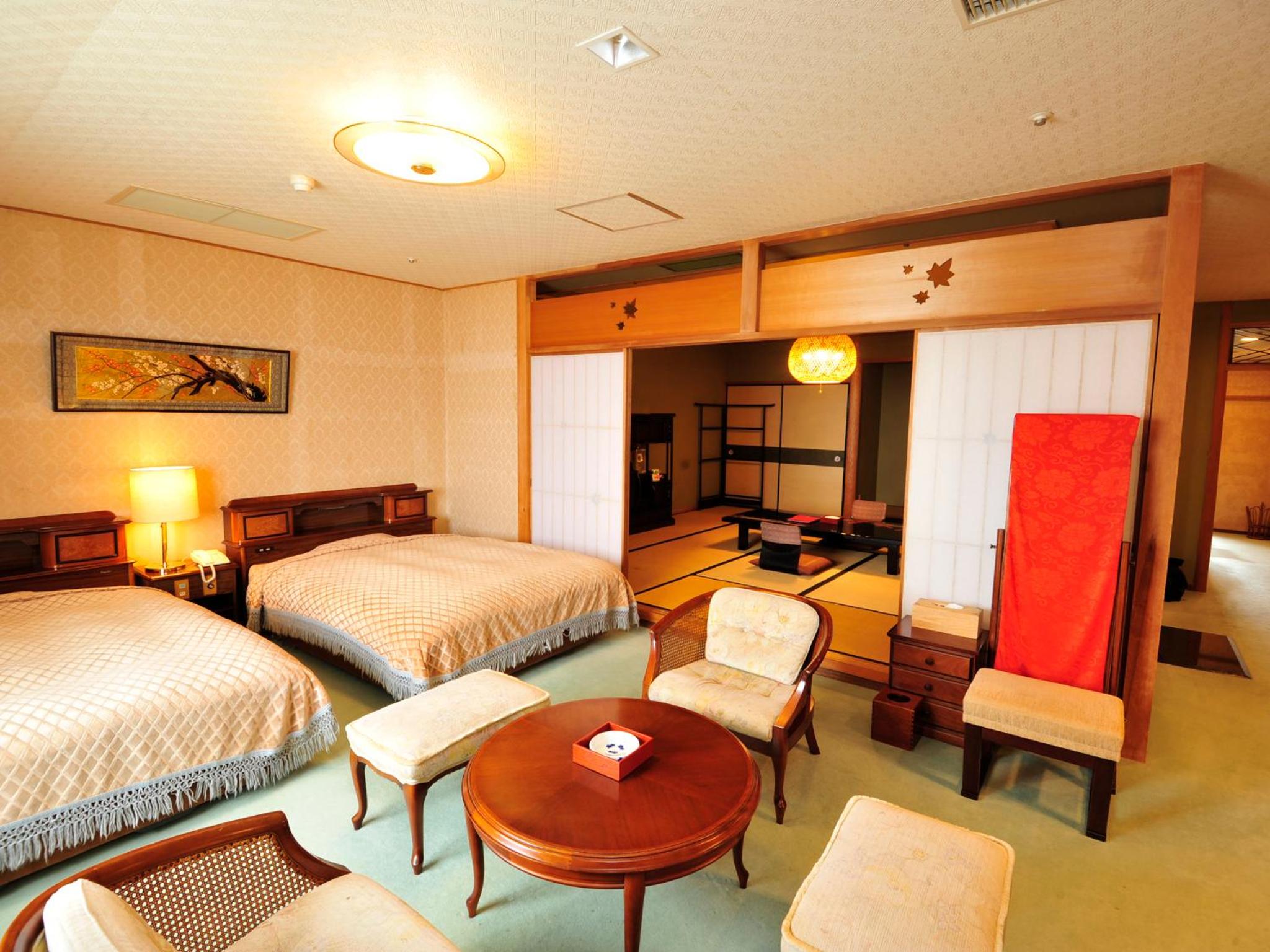 Standard Room with Tatami Area with City View - Non-Smoking