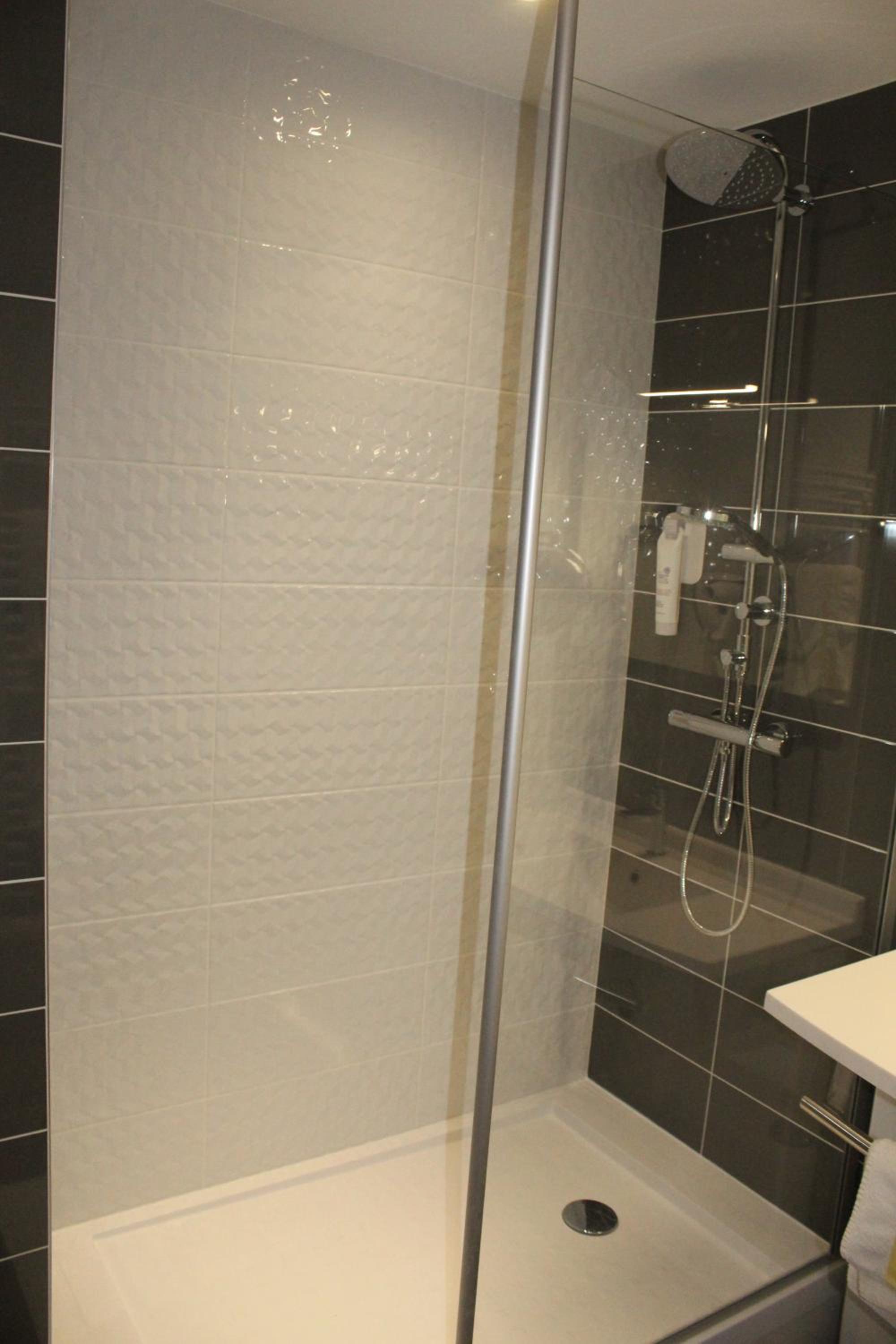 Family Suite - Photo 7