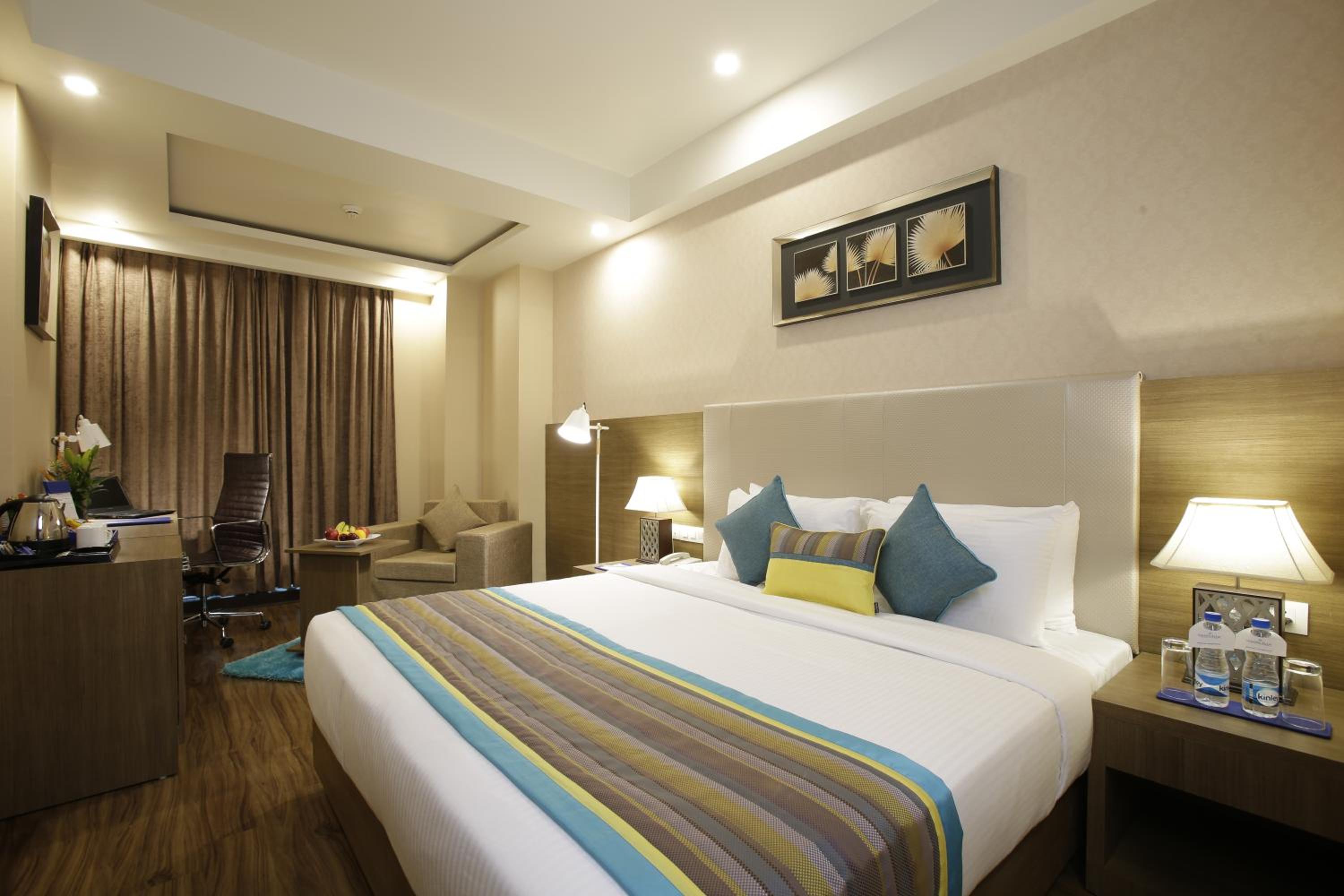 Day Use Room For 4 Hours (Anytime Between 12 Pm-5 Pm For Same Day Check In And Check Out)
