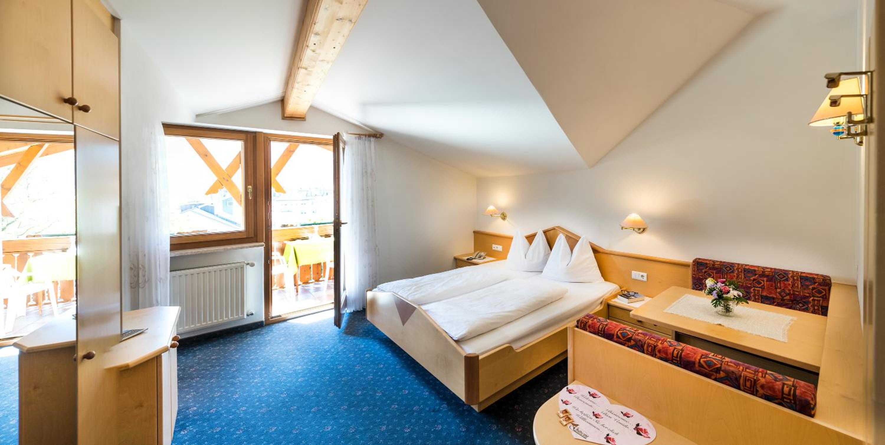 Double Room - Photo 10