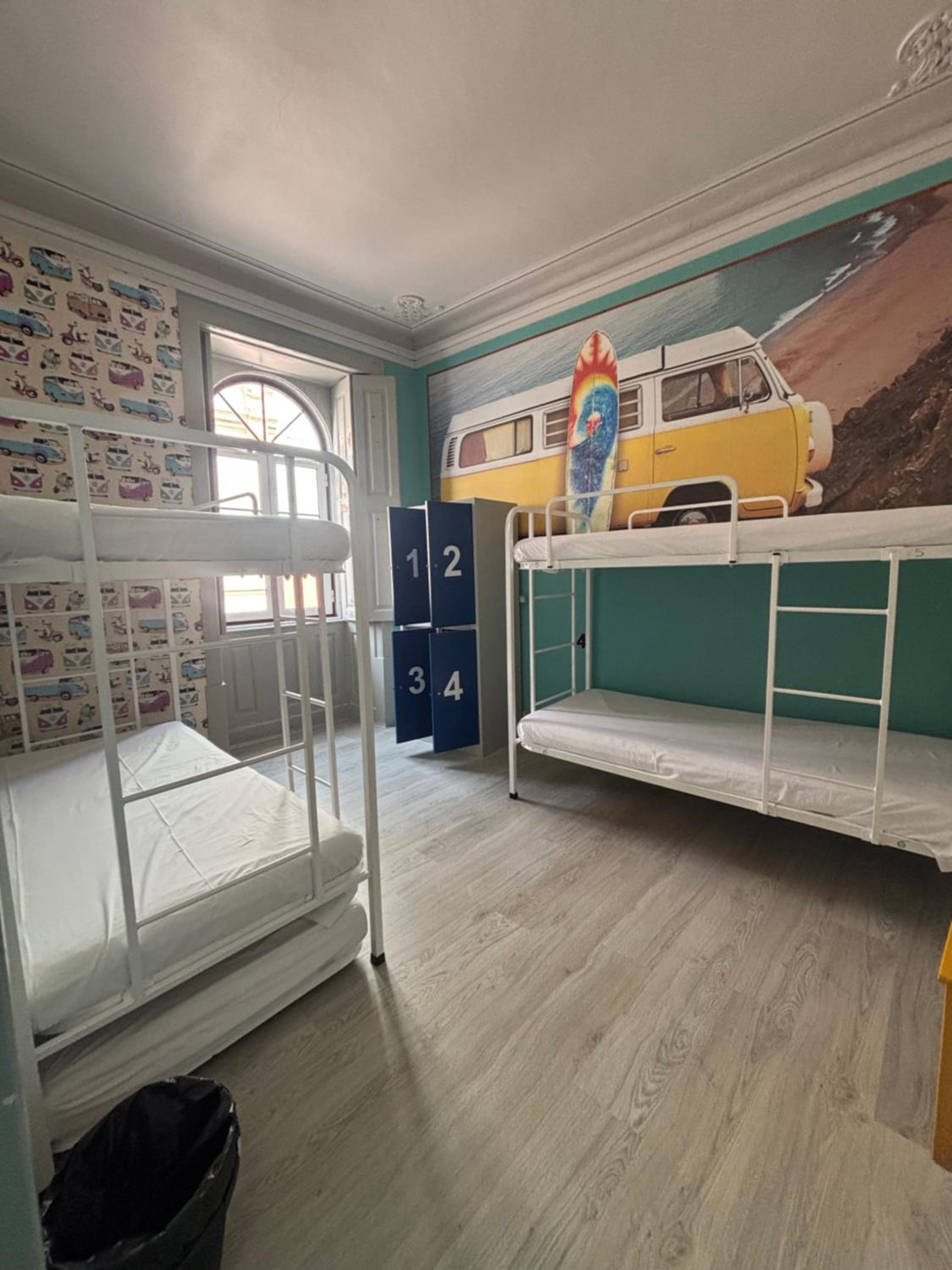 Economy Quadruple Room with Shared Bathroom