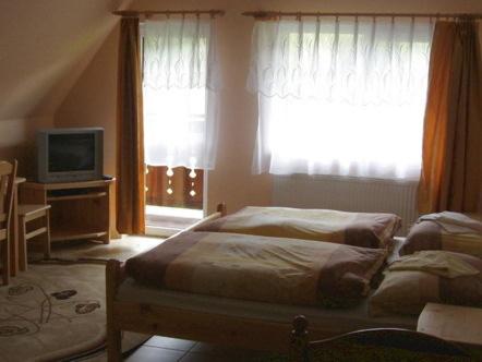 Quadruple Room - Photo 12