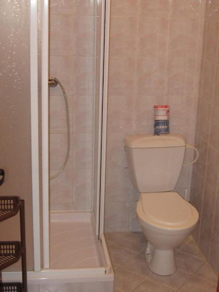 Quadruple Room - Photo 9