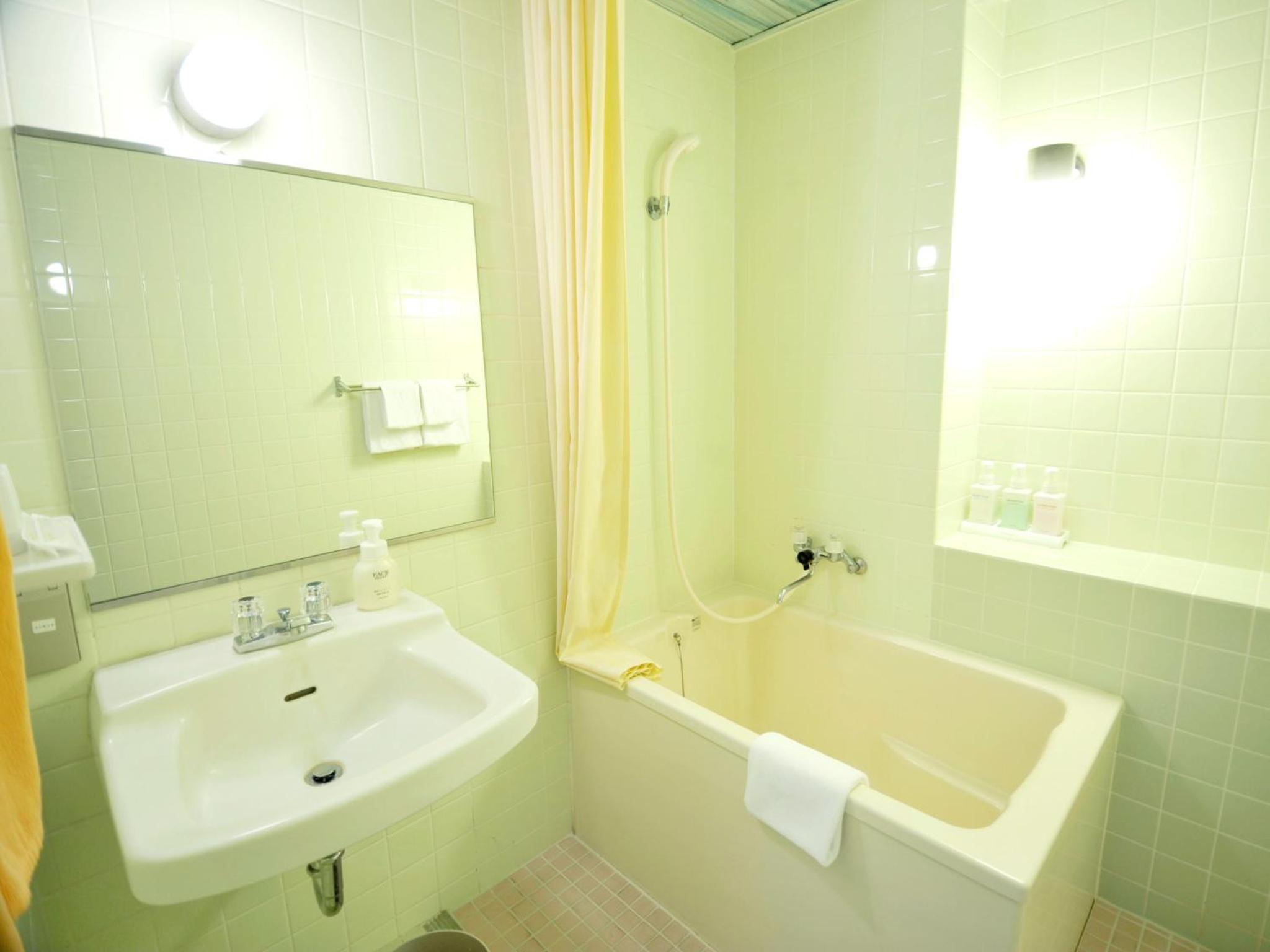 Superior Twin Room With City View - Non-Smoking photo 2