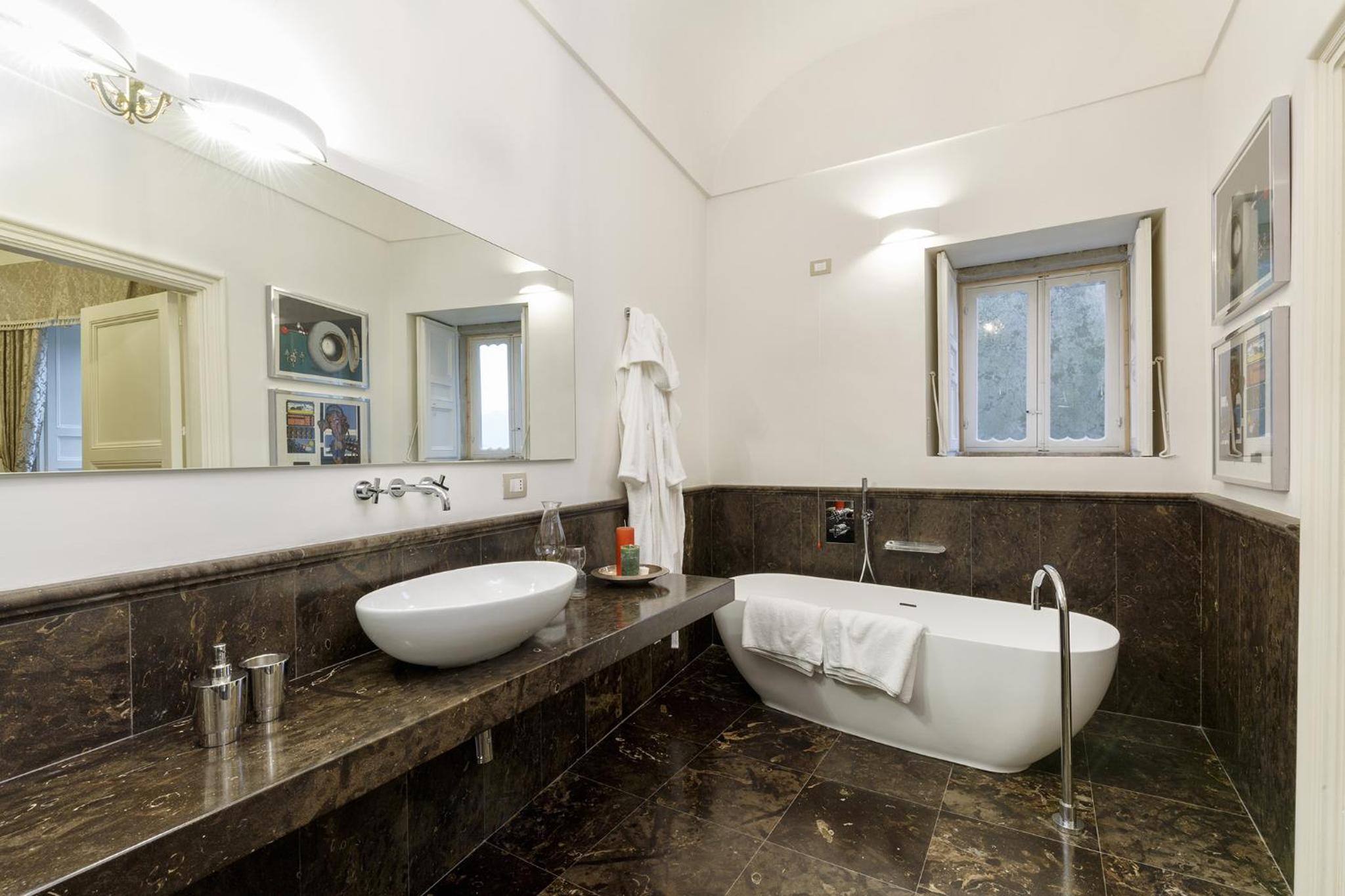 Suite with Balcony photo 3