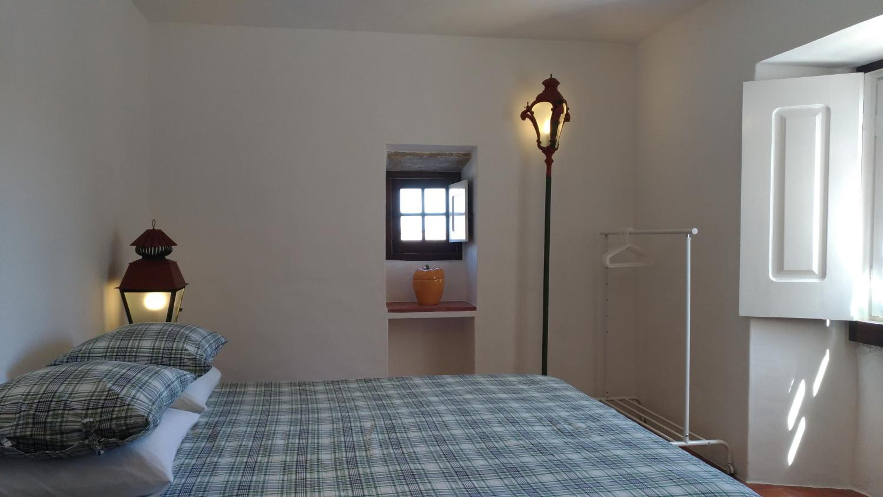 Three-Bedroom Villa - Photo 8