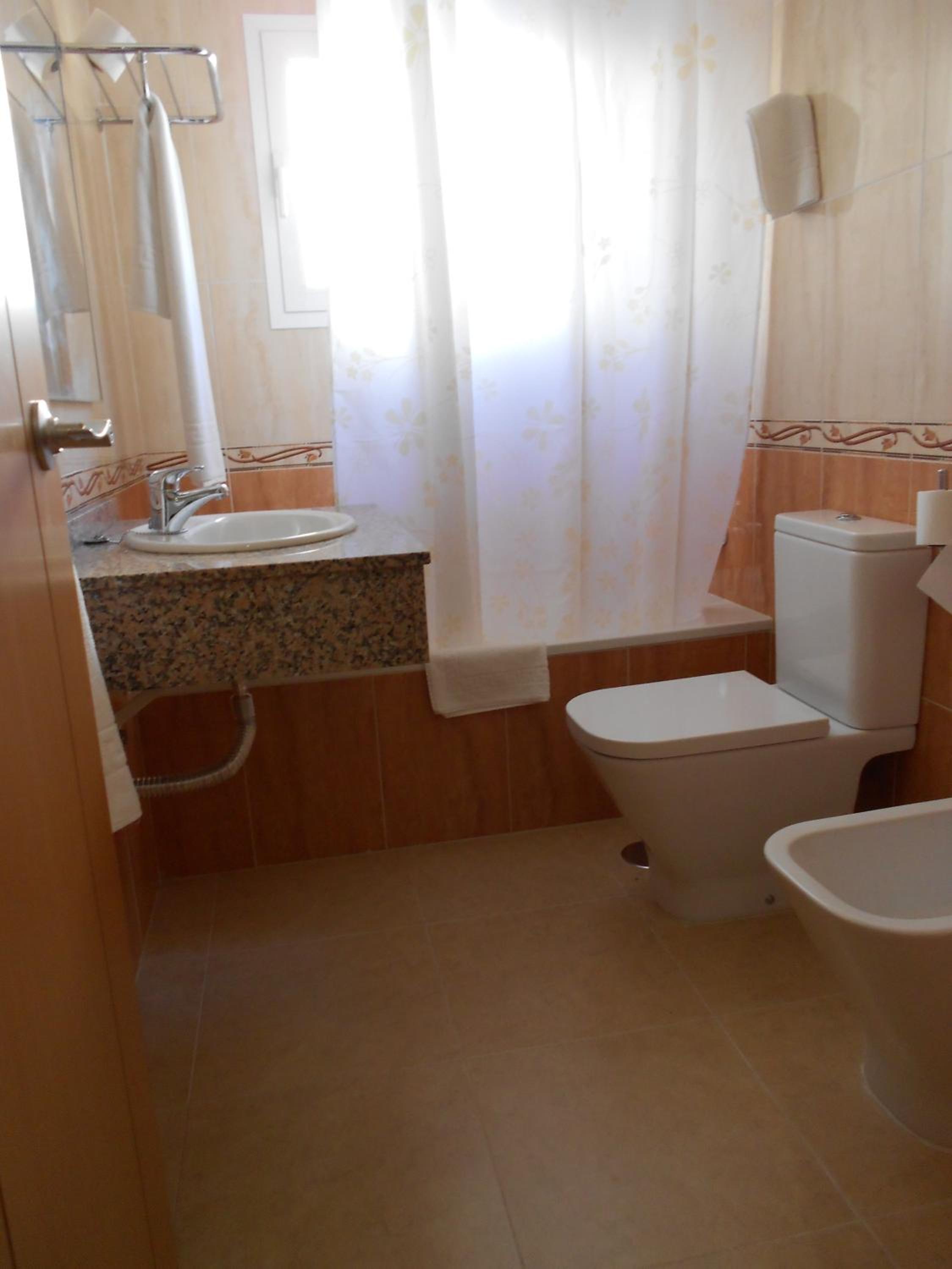 One-Bedroom Apartment (2 Adults + 1 Child) photo 3