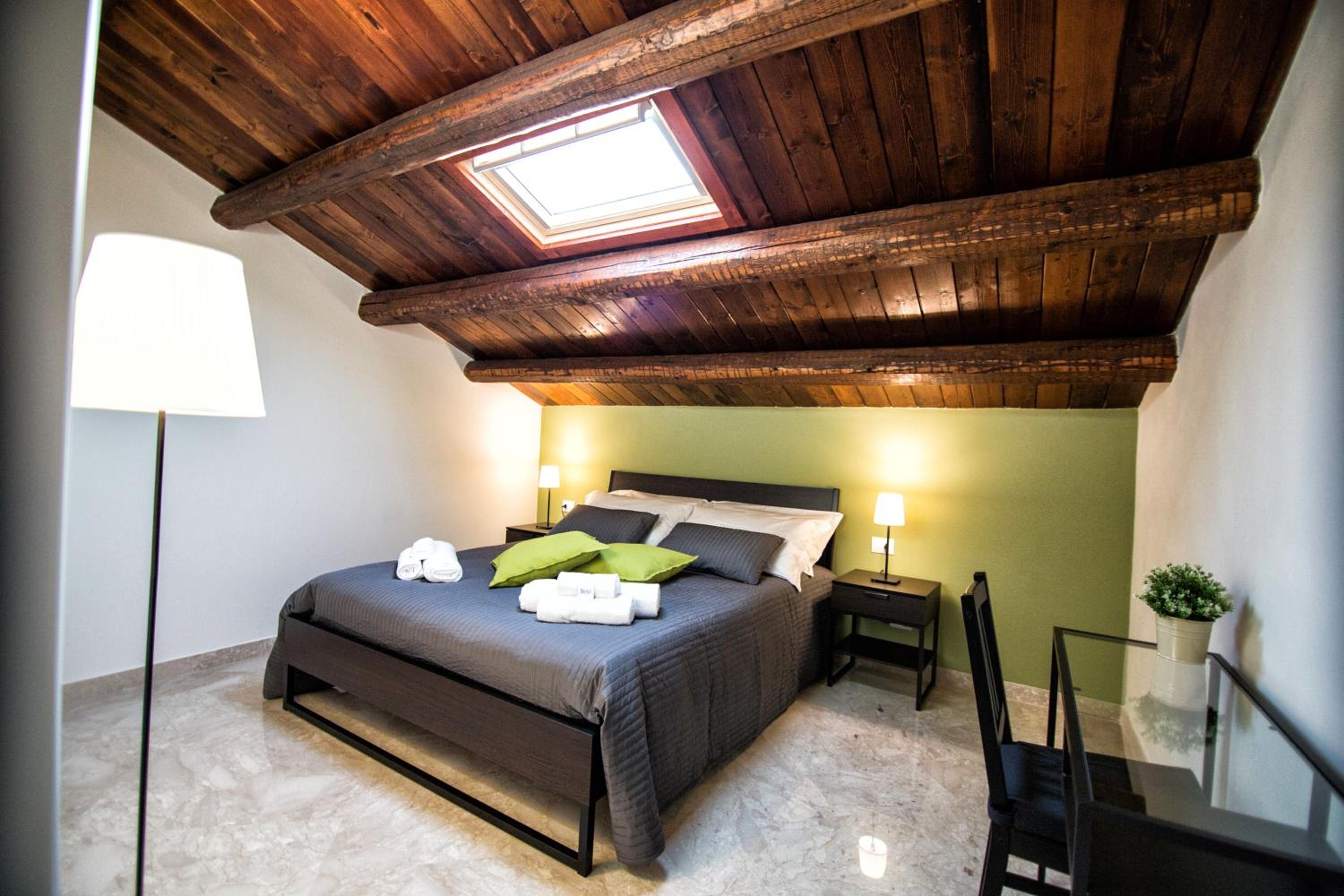 Two-Bedroom Suite - Photo 3