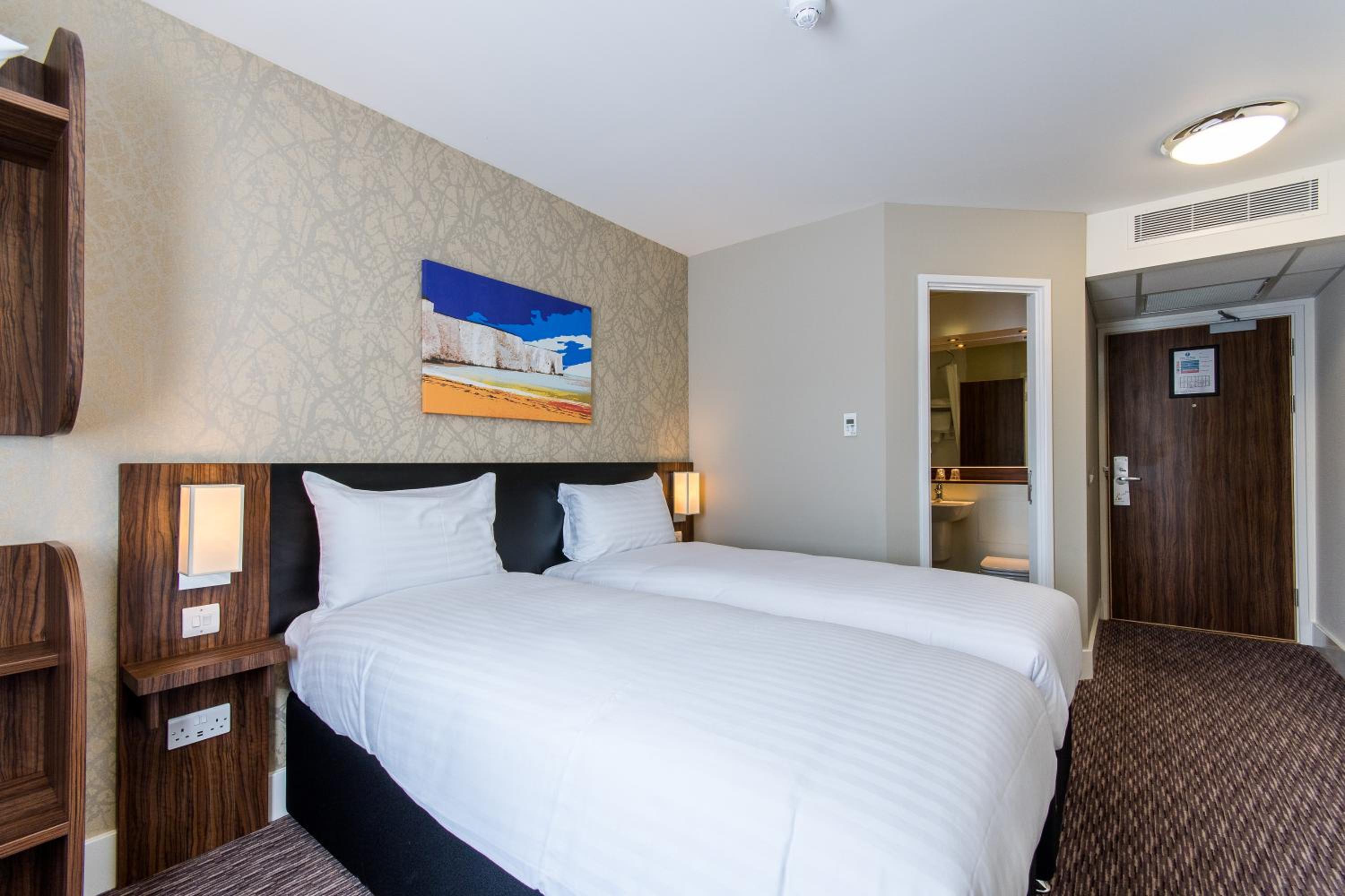 Double or Twin Room photo 1