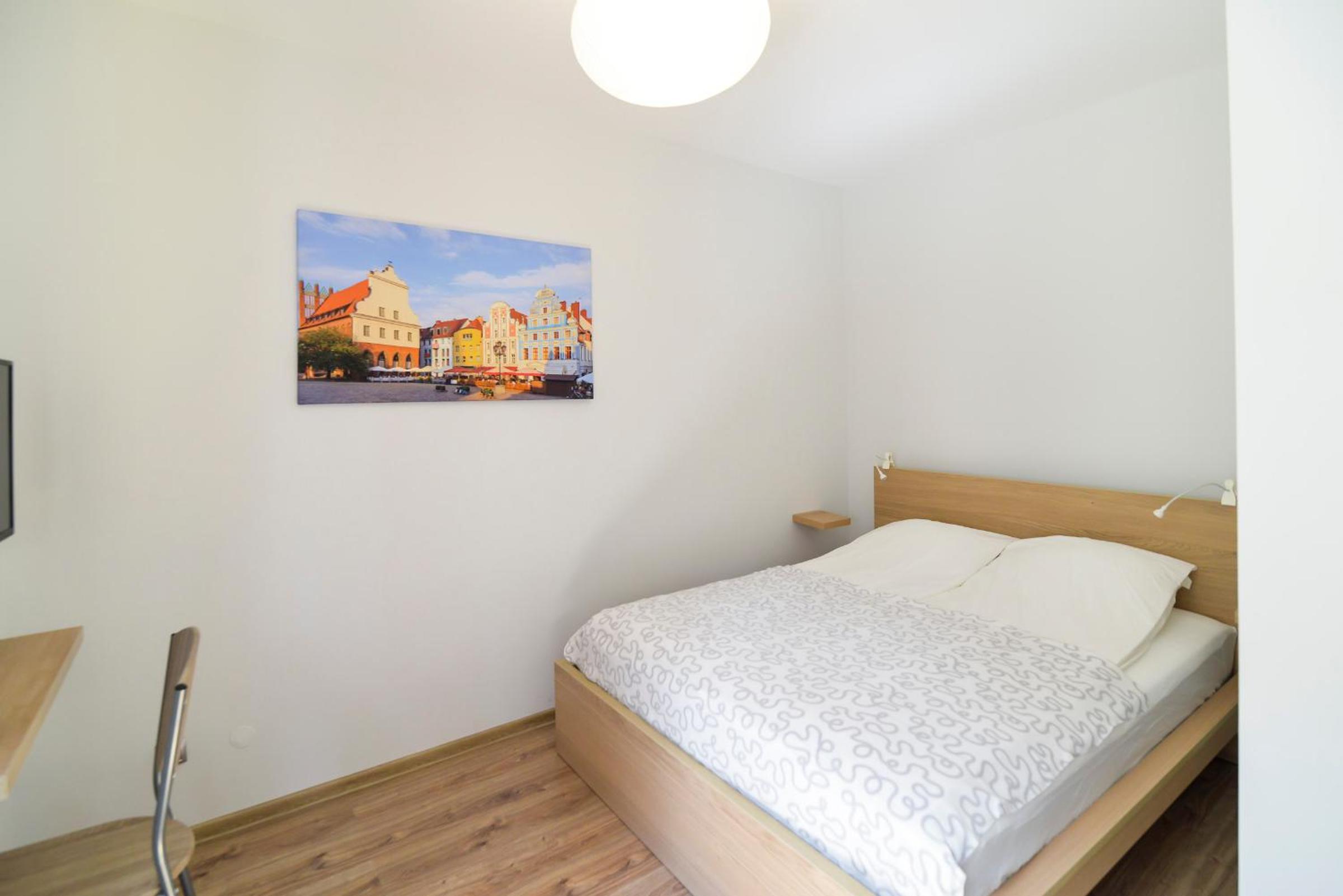 One-Bedroom Apartment - Photo 7