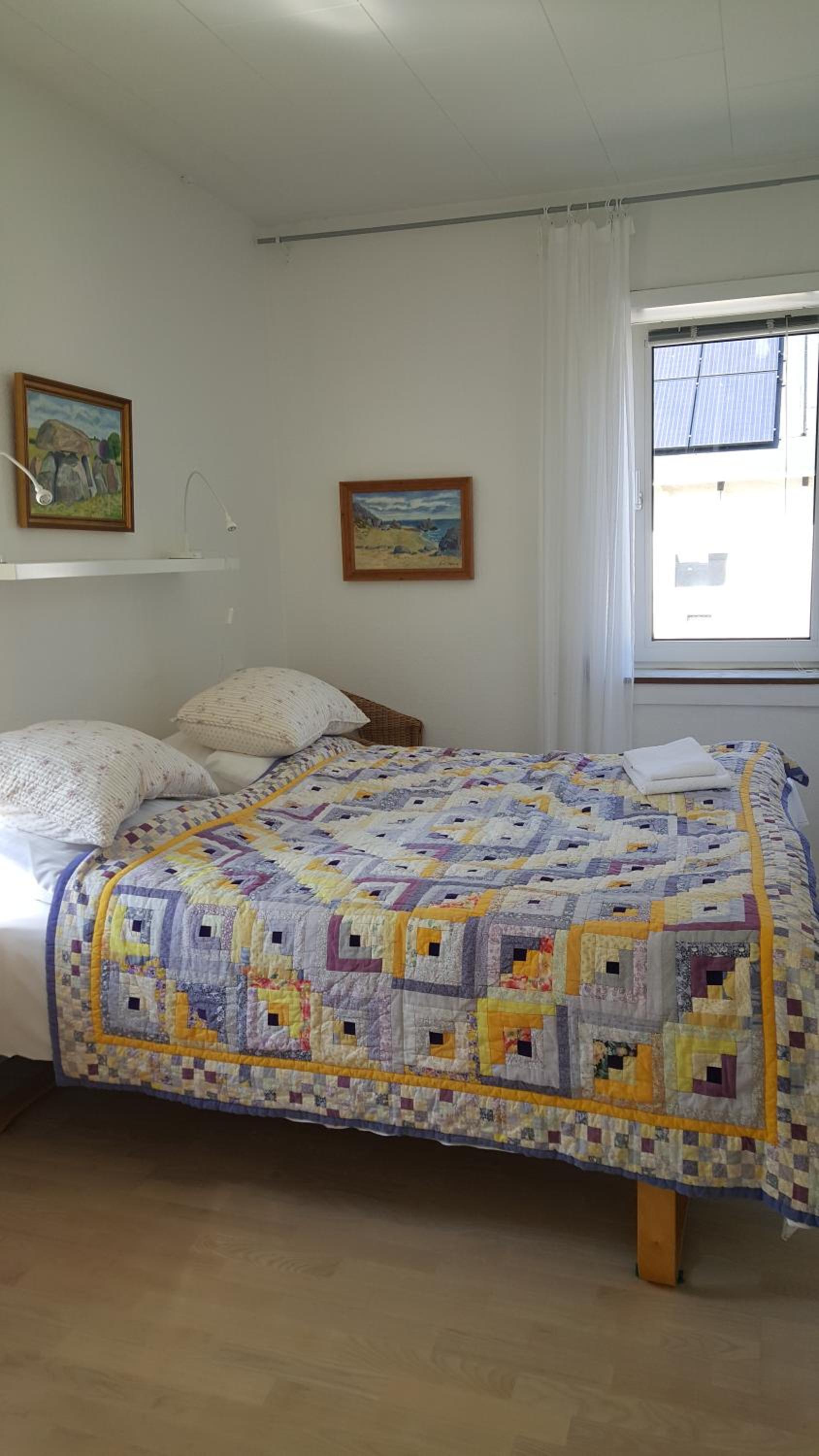 Economy Twin Room photo 1