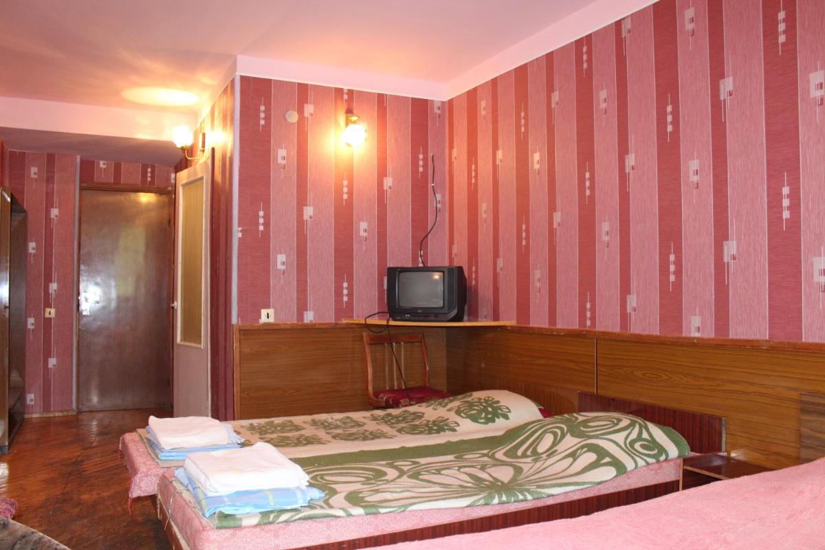 Single Bed in 4-Bed Dormitory Room photo 2