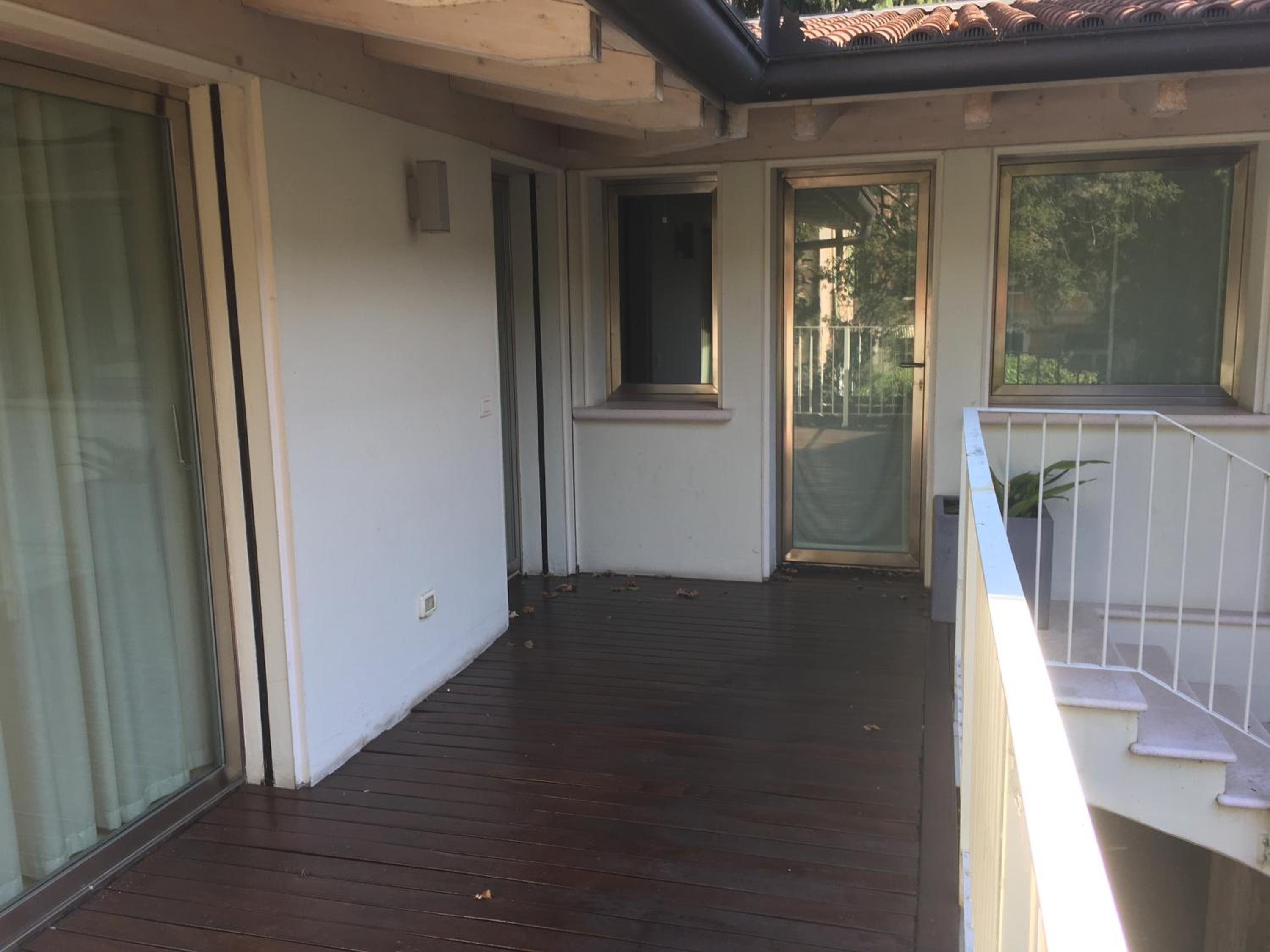 Apartment with Terrace photo 2
