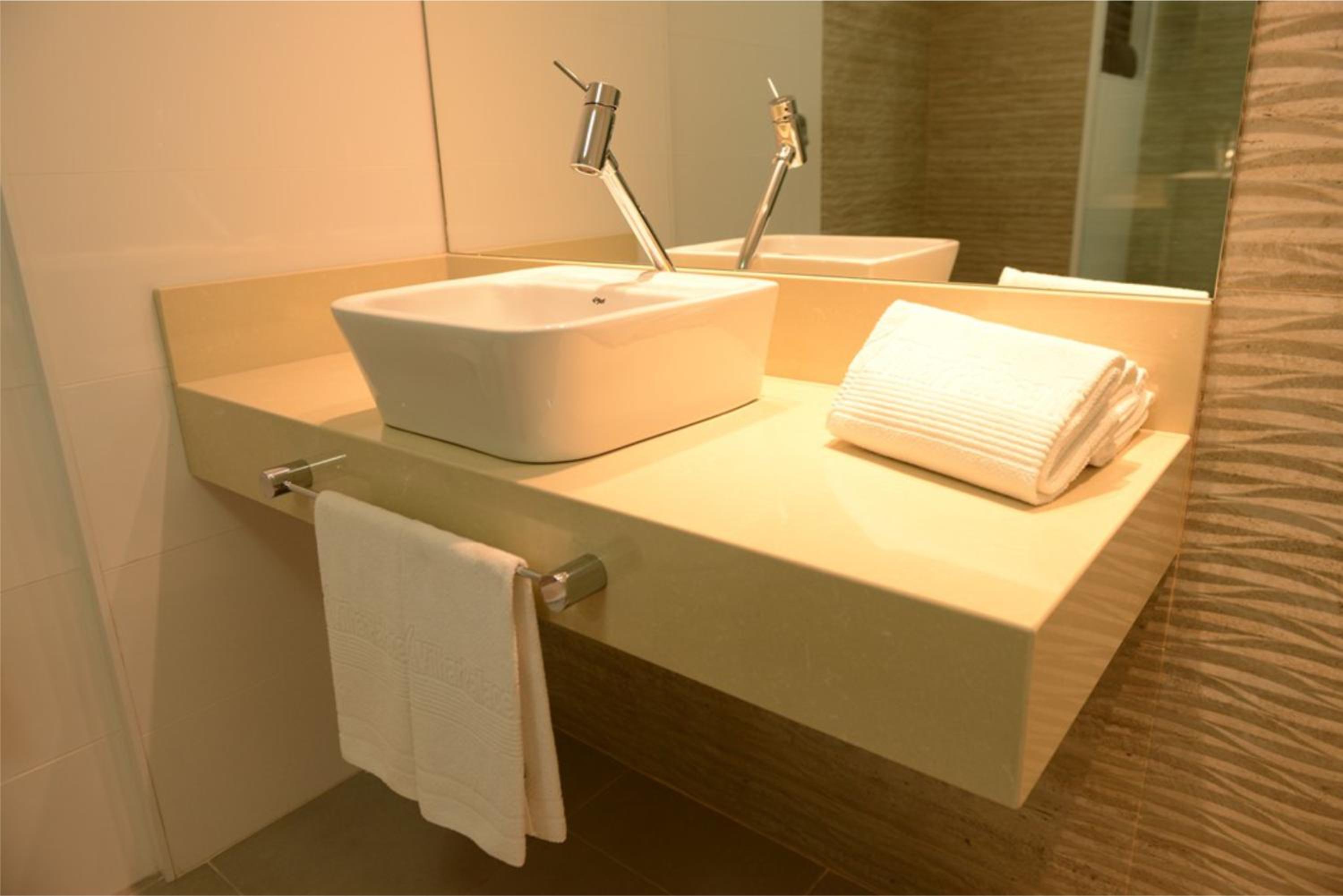 Deluxe Suite photo 2
