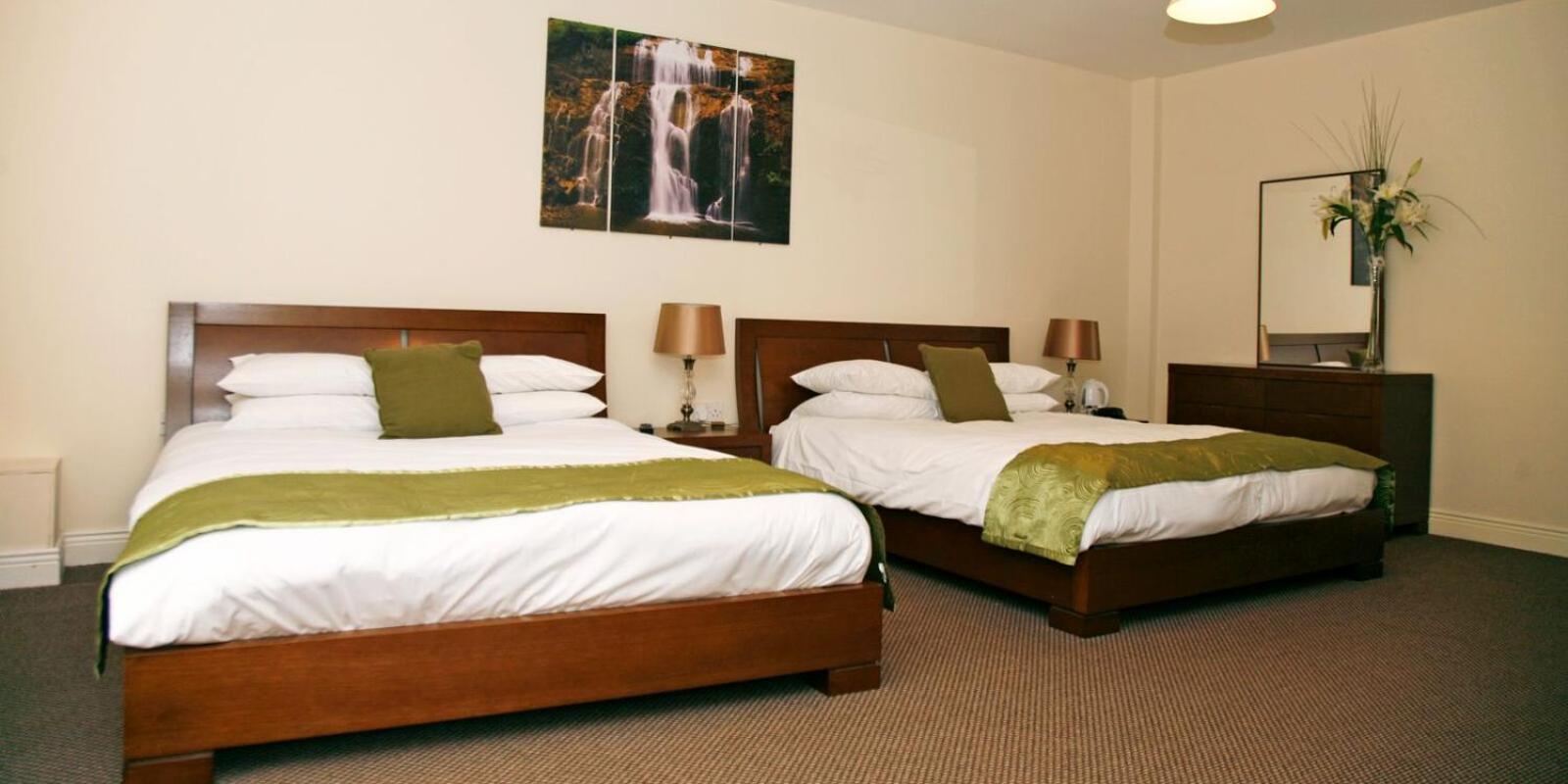Family Room - Photo 3
