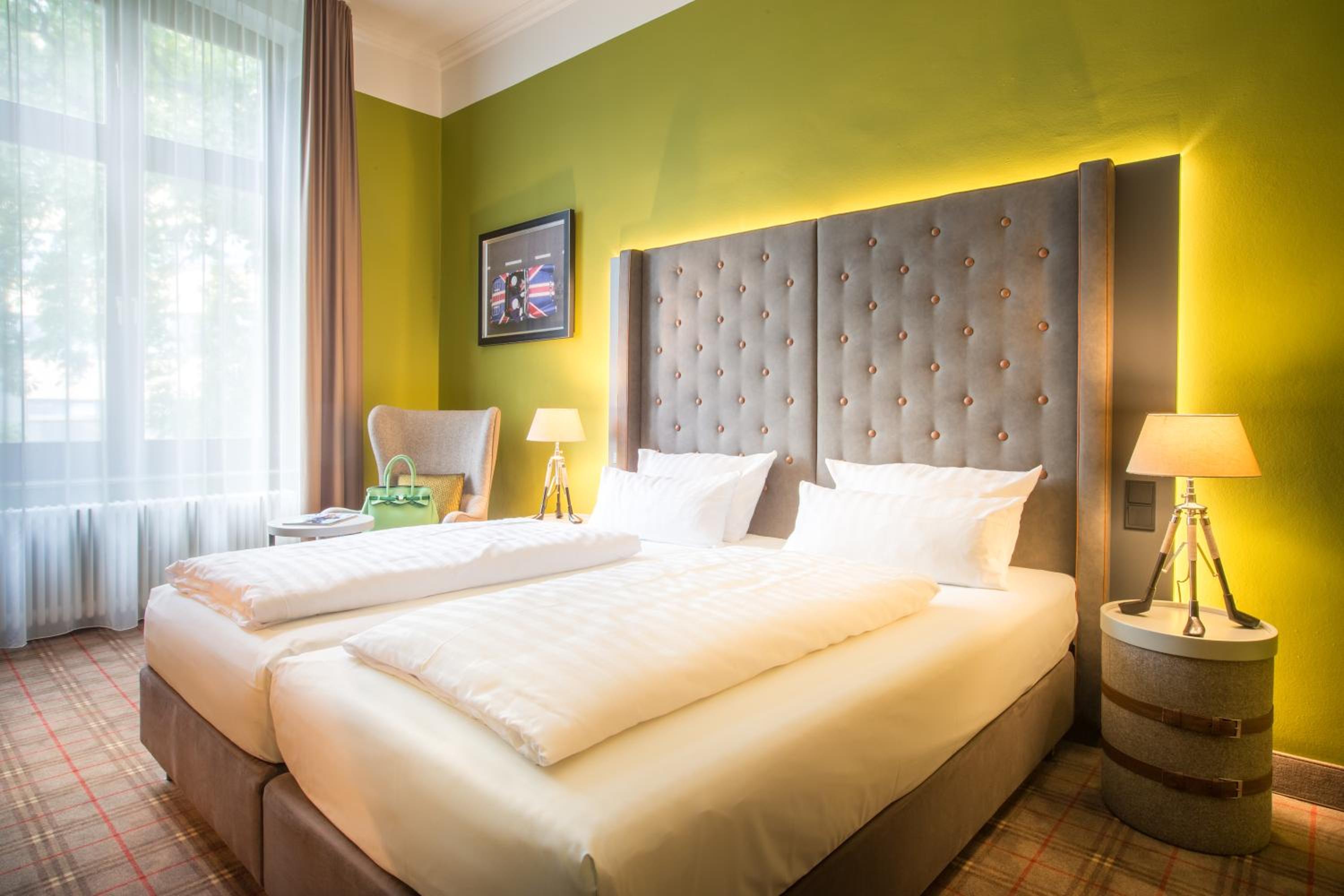 Standard Double Room - Photo 3