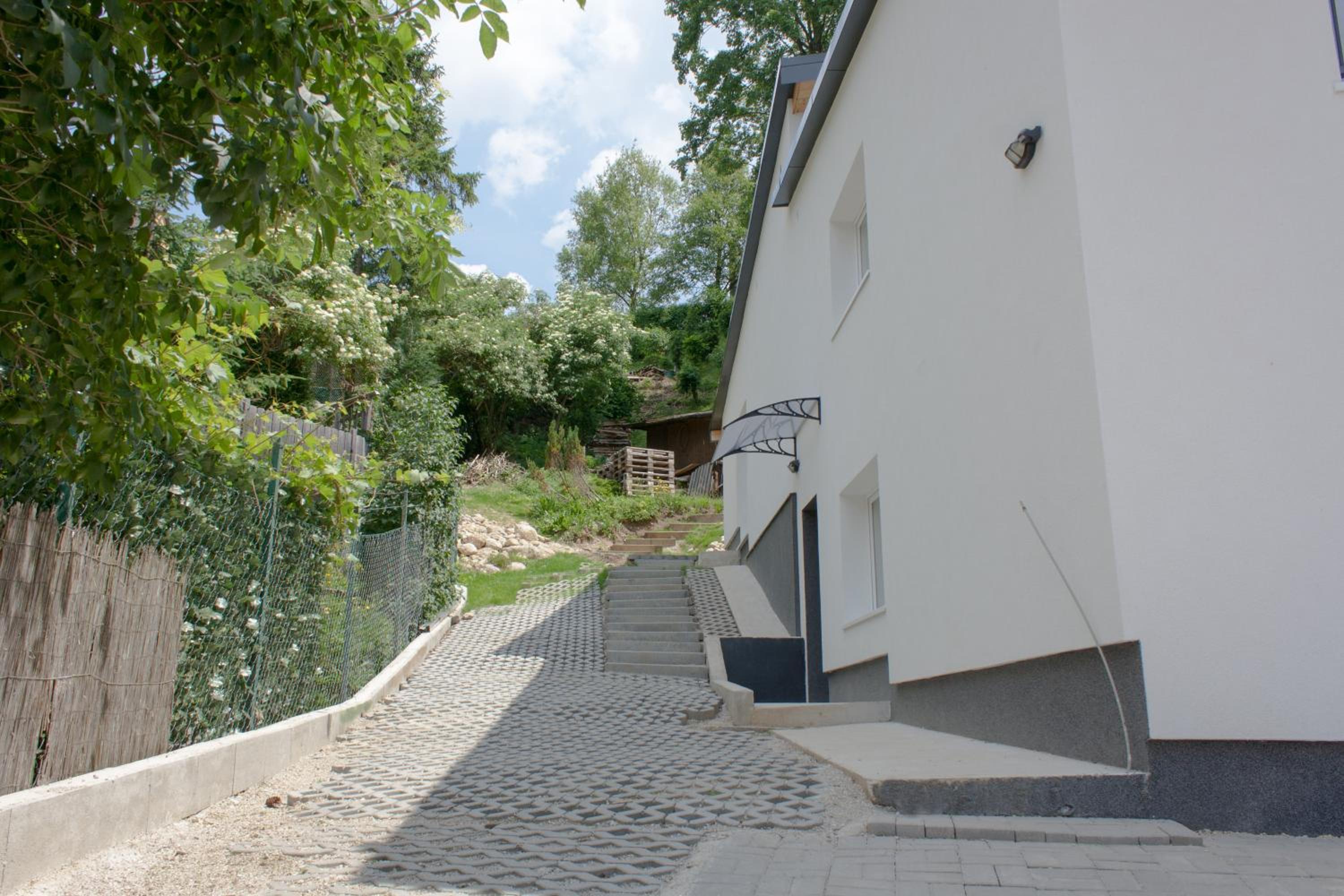 Apartment with Garden View - Photo 9