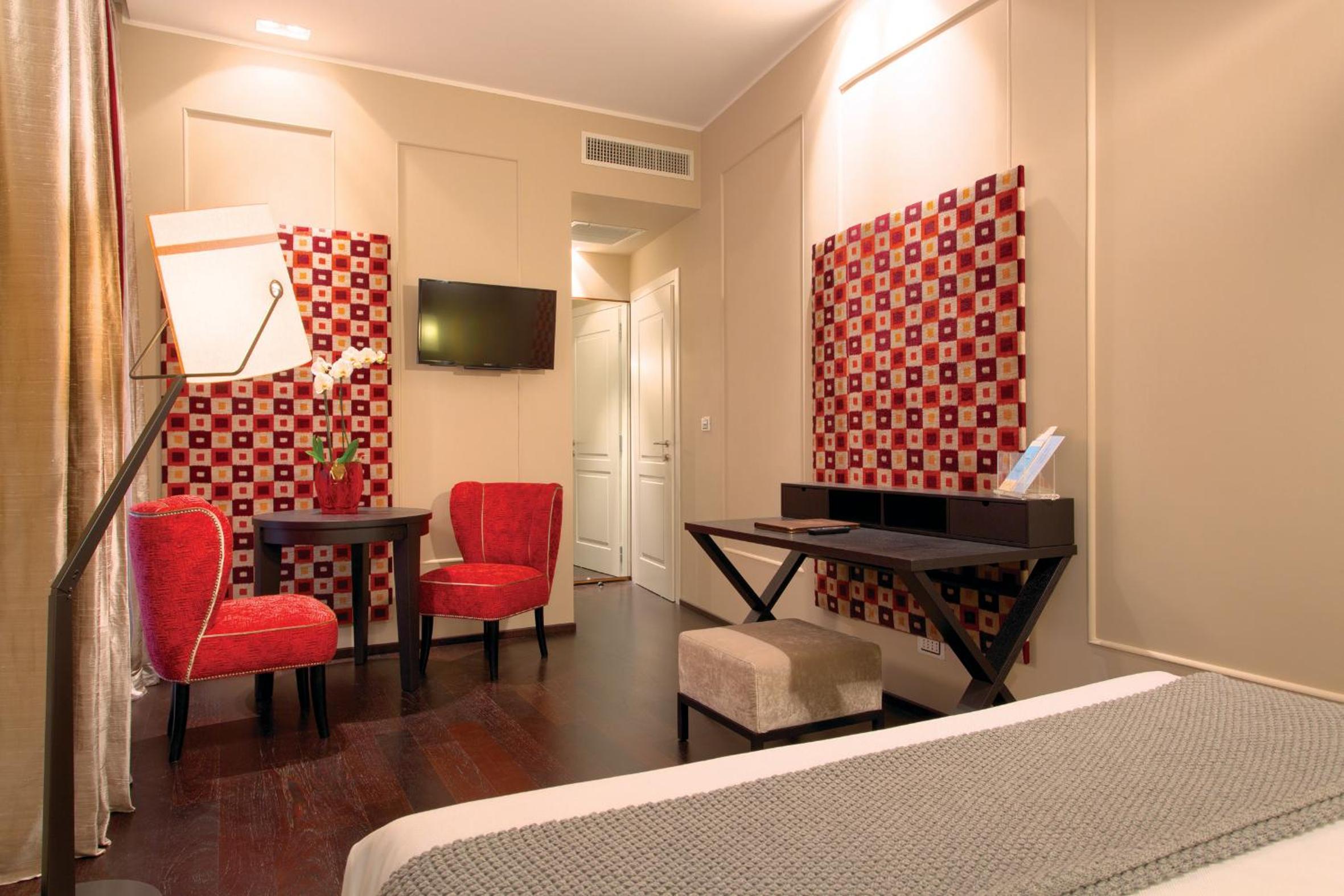 Deluxe Double or Twin Room