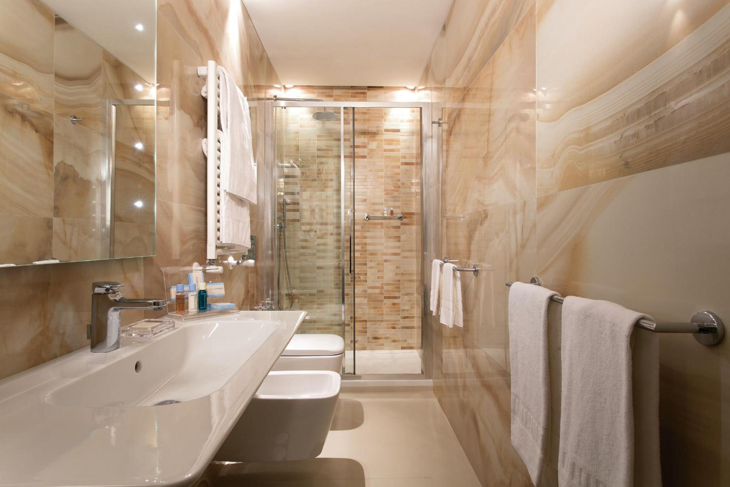 Executive Triple Room