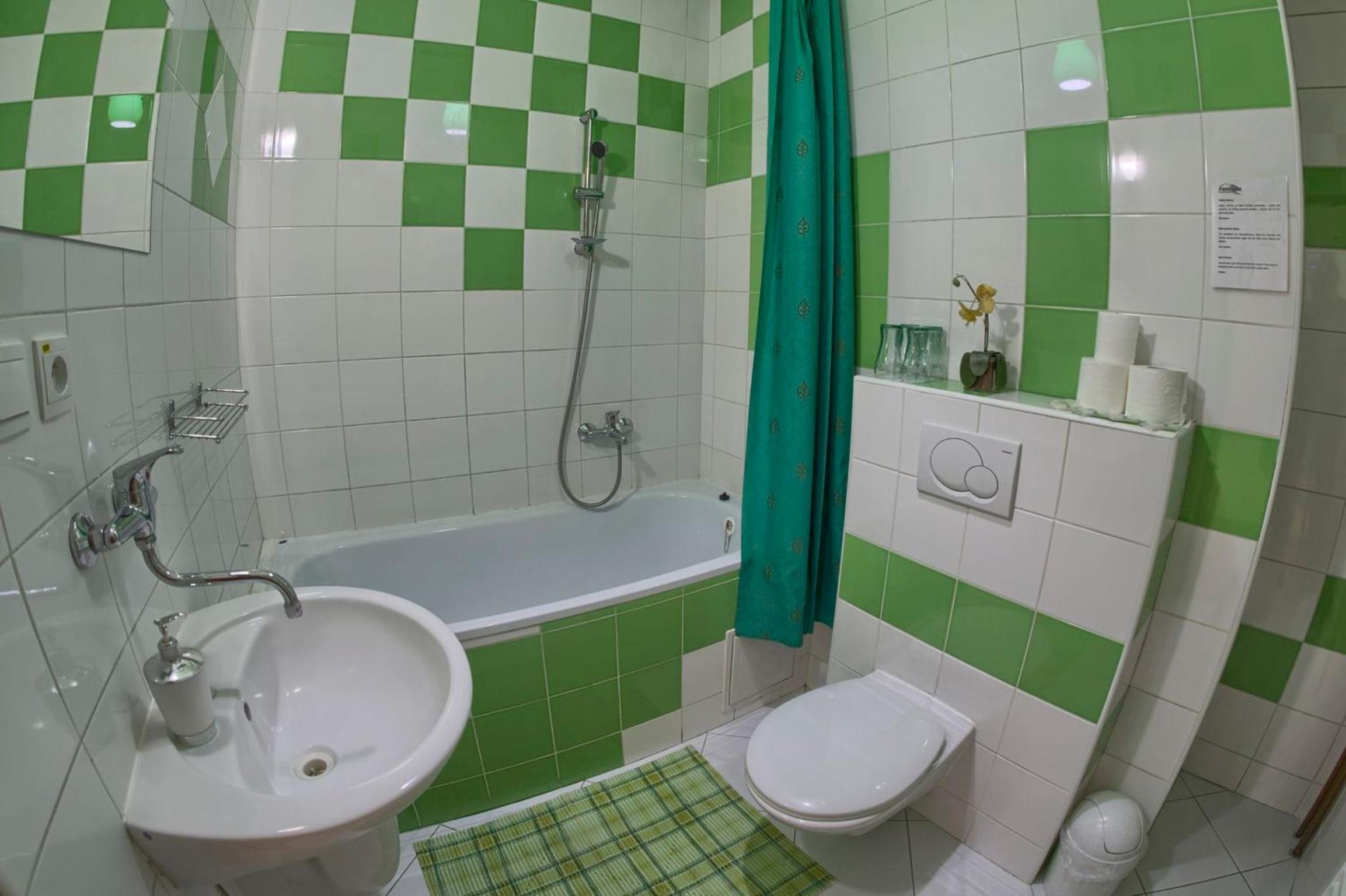 Double Room - Photo 5