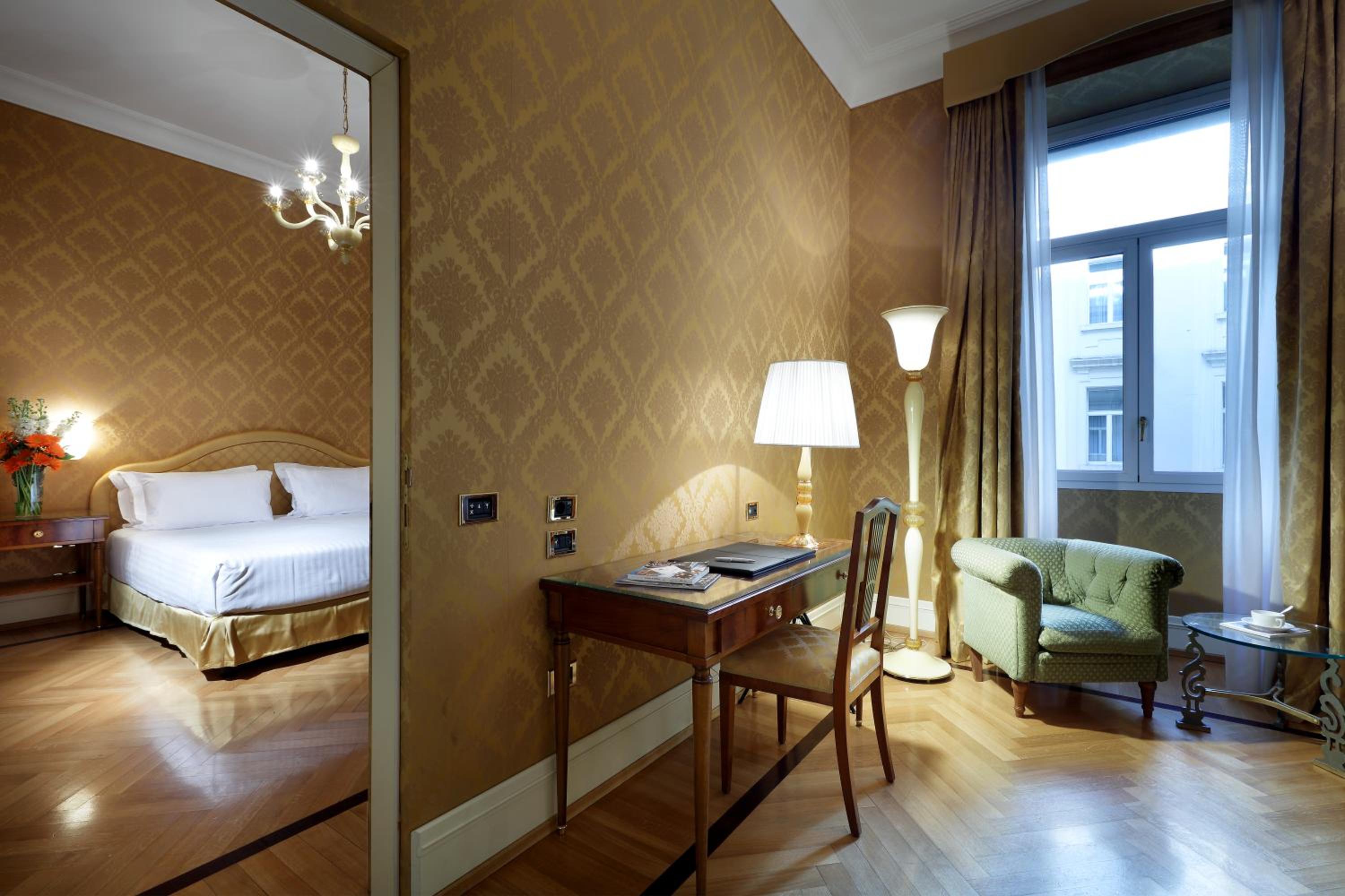 Standard Suite with Sea View - Photo 1