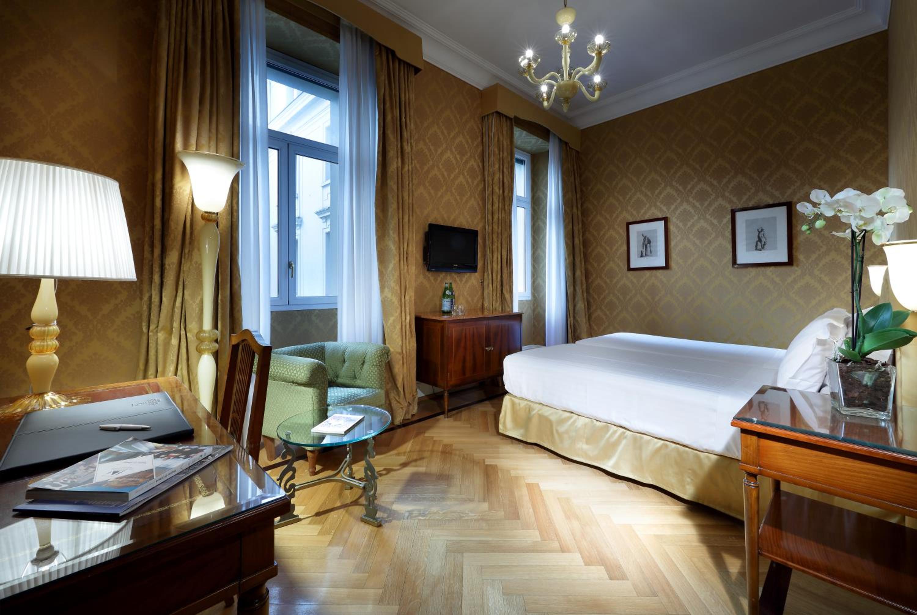 Classic Double Room - Photo 5