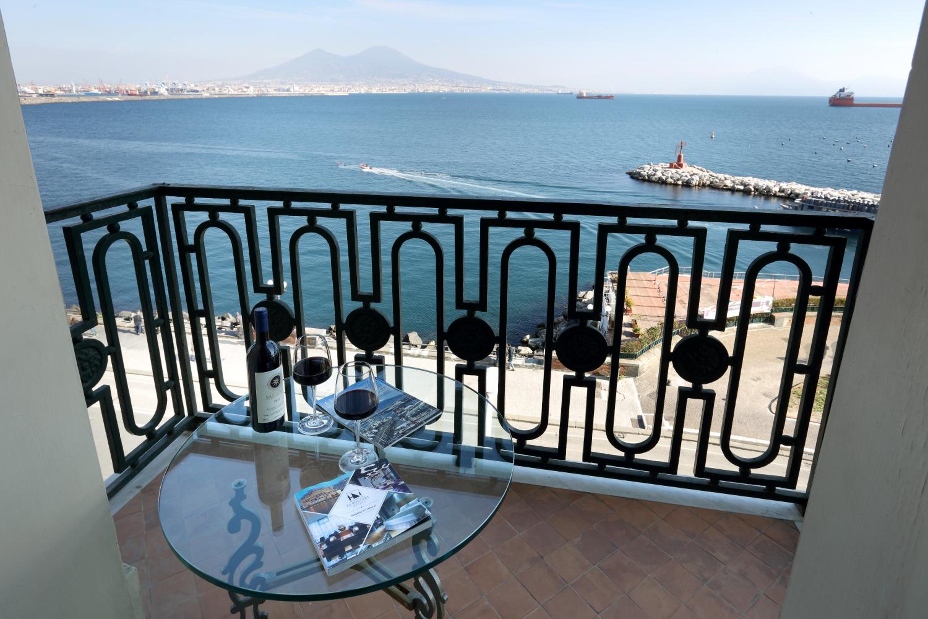 Junior Suite with Sea View - Photo 7