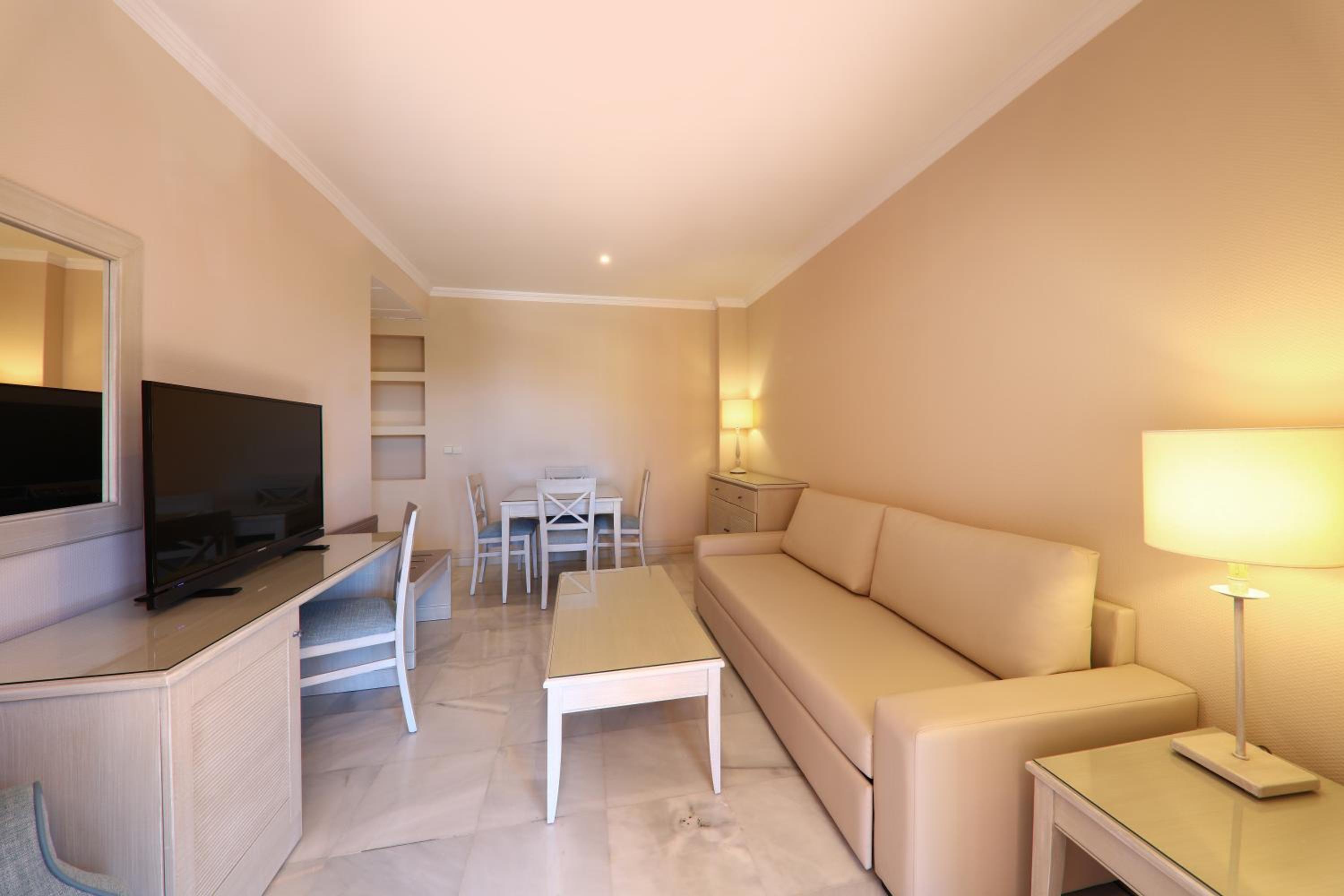 One-Bedroom Apartment  - Photo 5