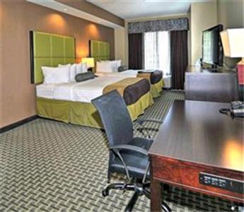 Queen Suite - Non-Smoking - Photo 1