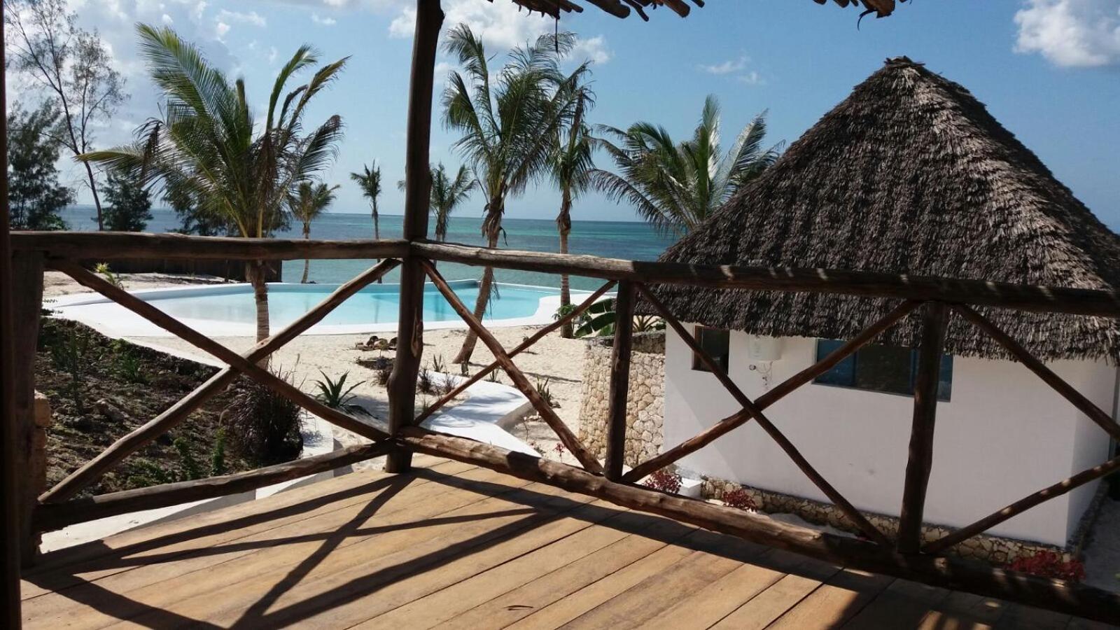 Suite with Partial Sea View - Photo 6