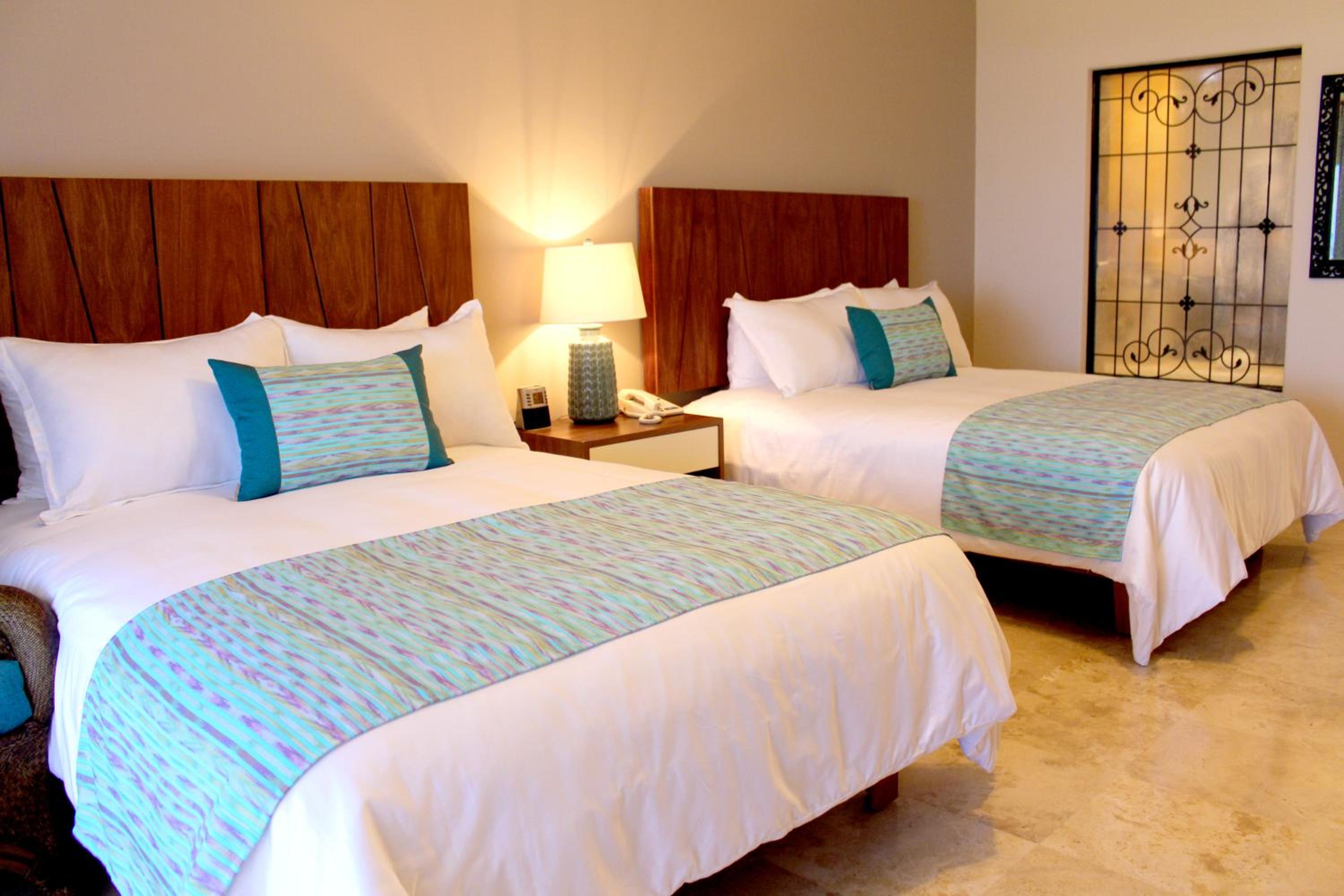 Queen Room with Sea View - Photo 1