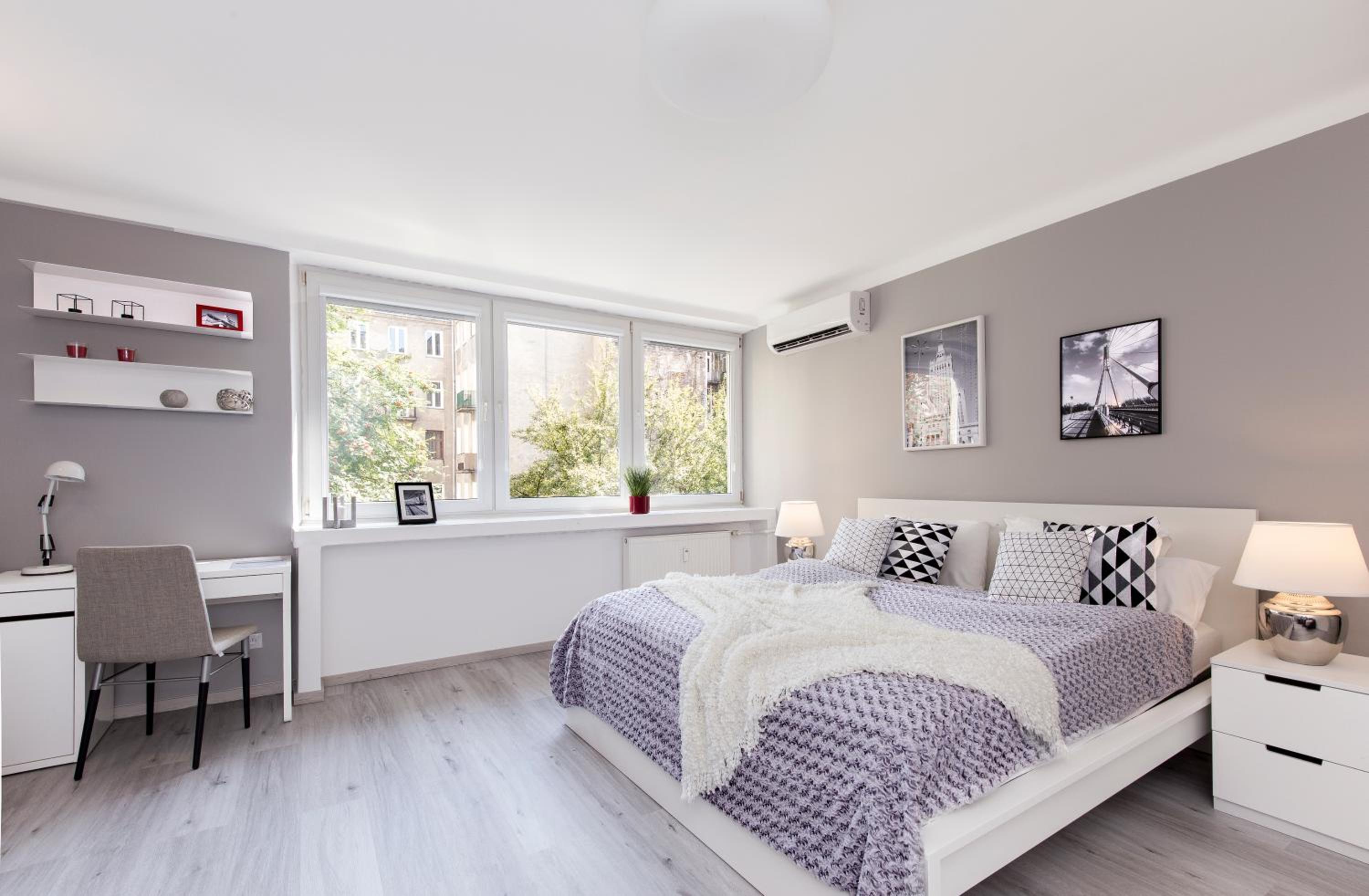 Luxury Two-Bedroom Apartment - Photo 2