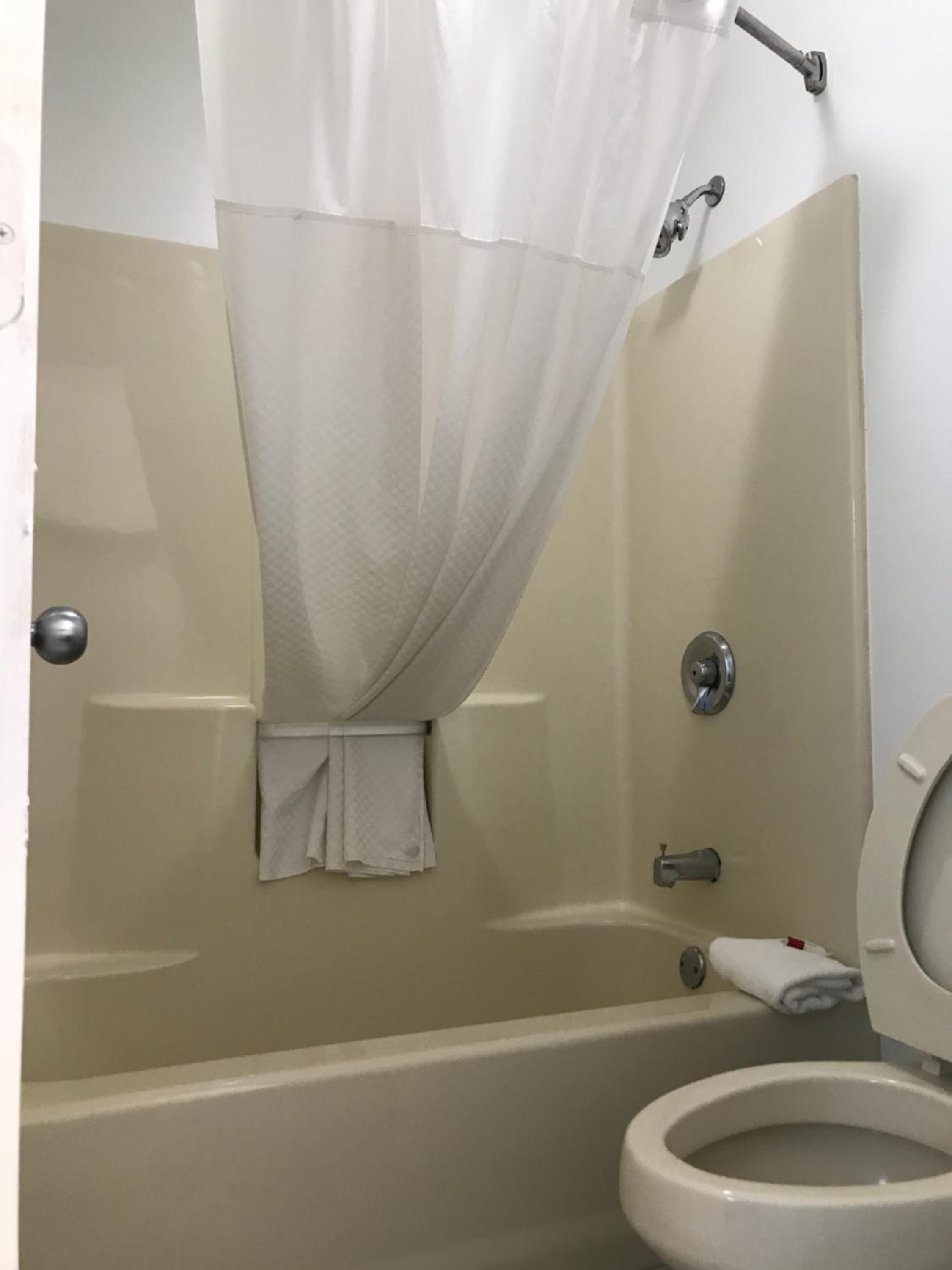 Deluxe Double Room with Two Double Beds - Non-Smoking - Photo 5
