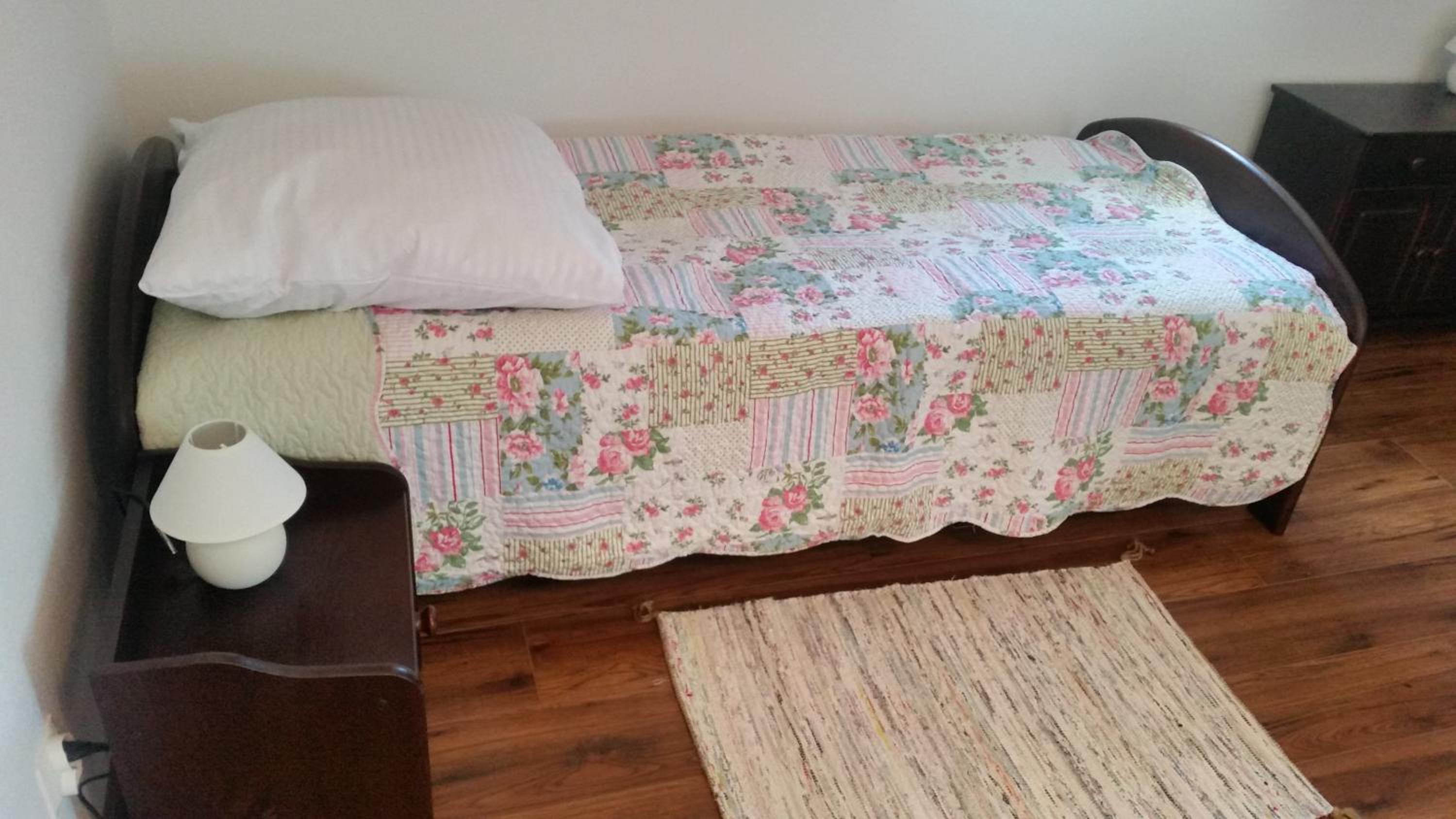 Quadruple Room with Private Bathroom - Photo 3