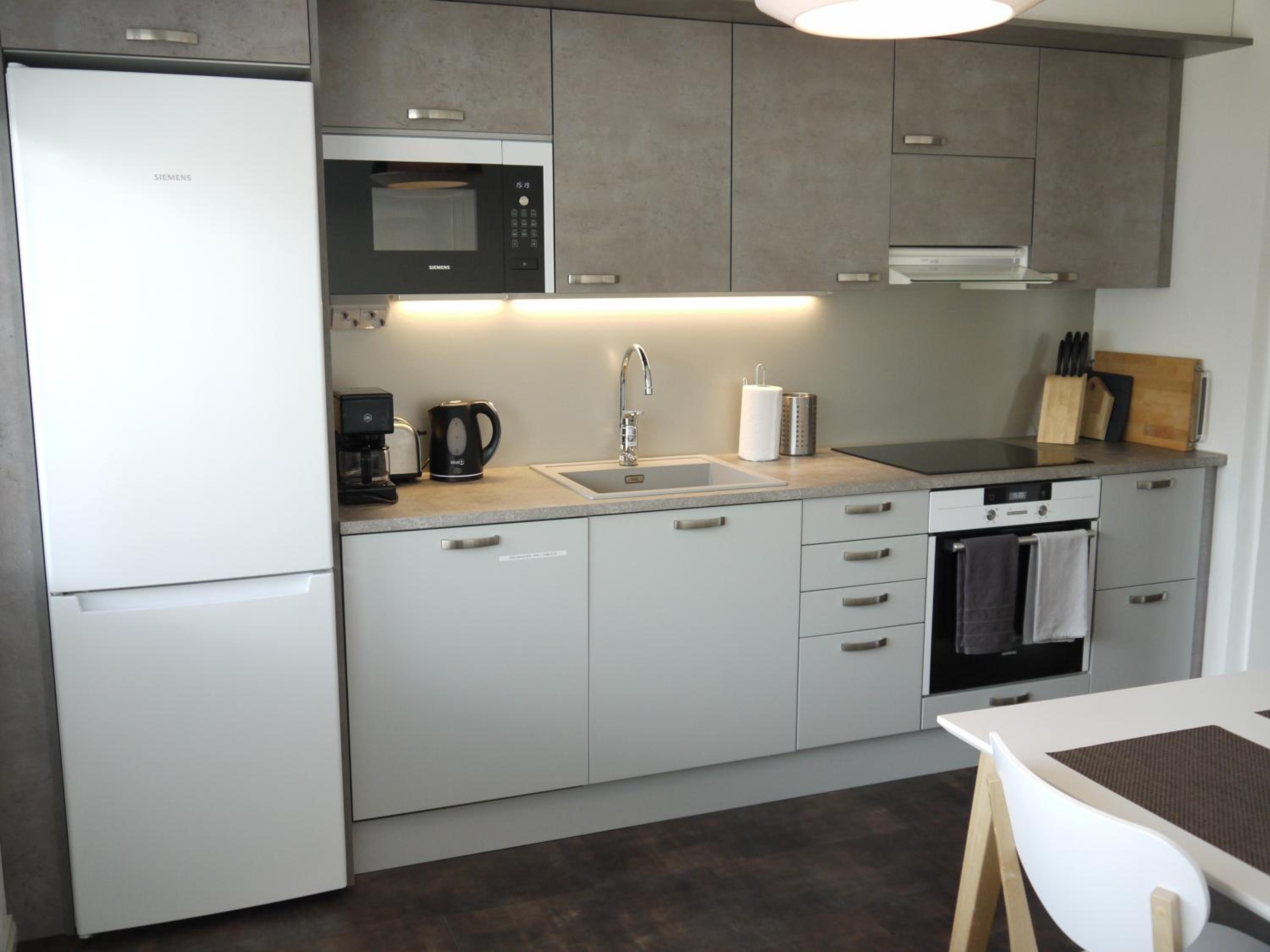 Apartment photo 1