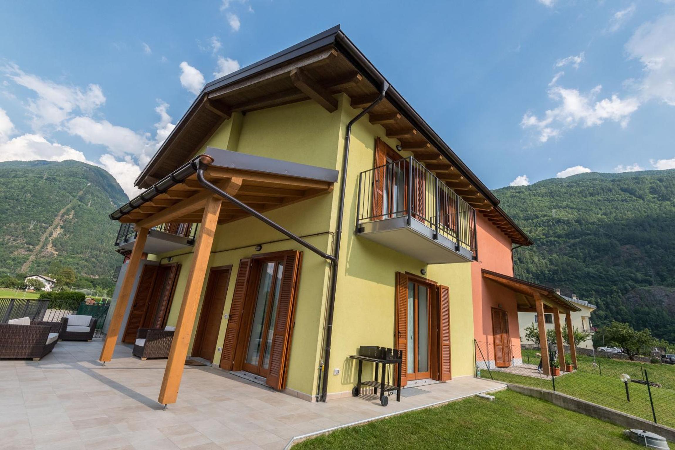 Two-Bedroom House - Photo 11