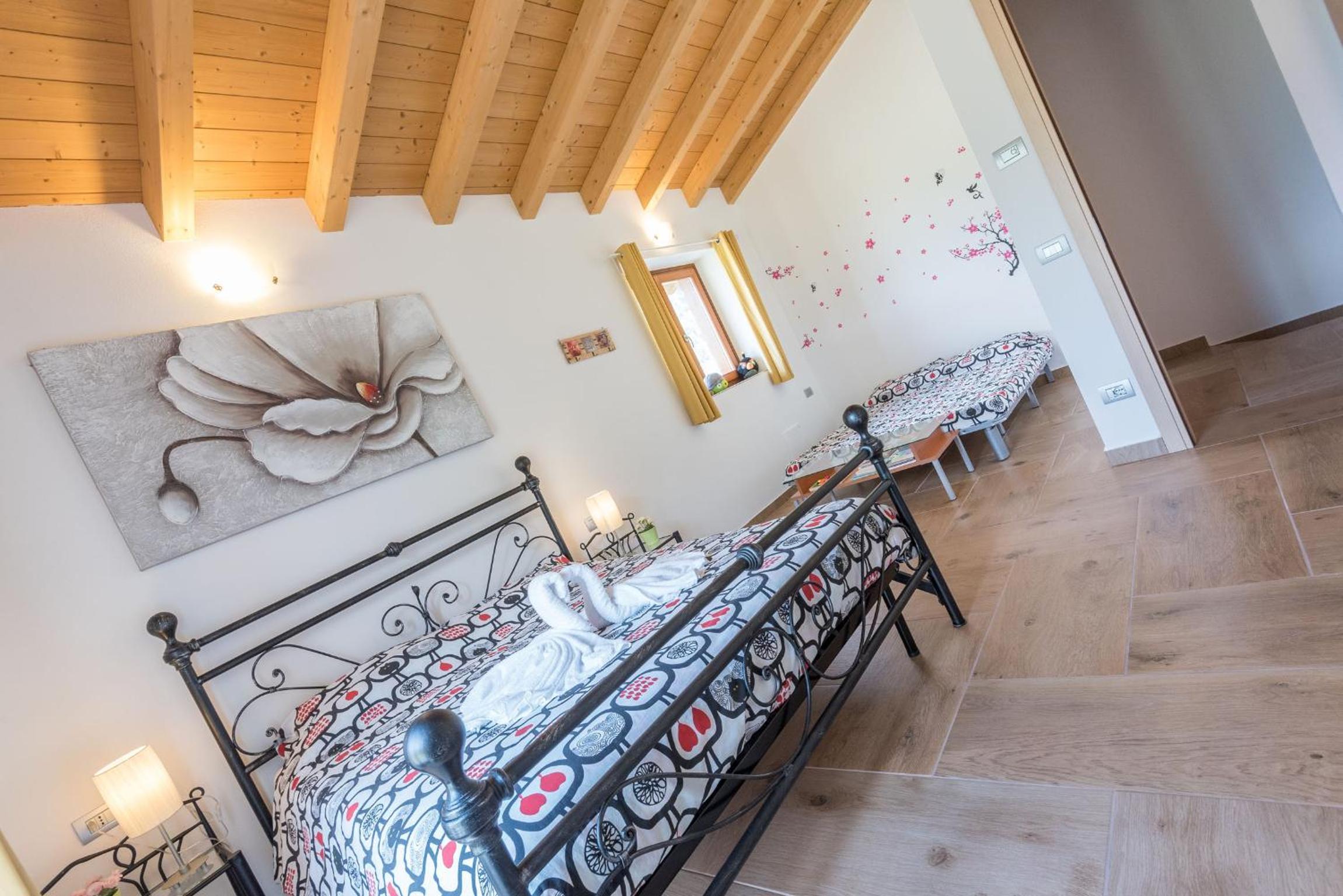 Two-Bedroom House - Photo 39