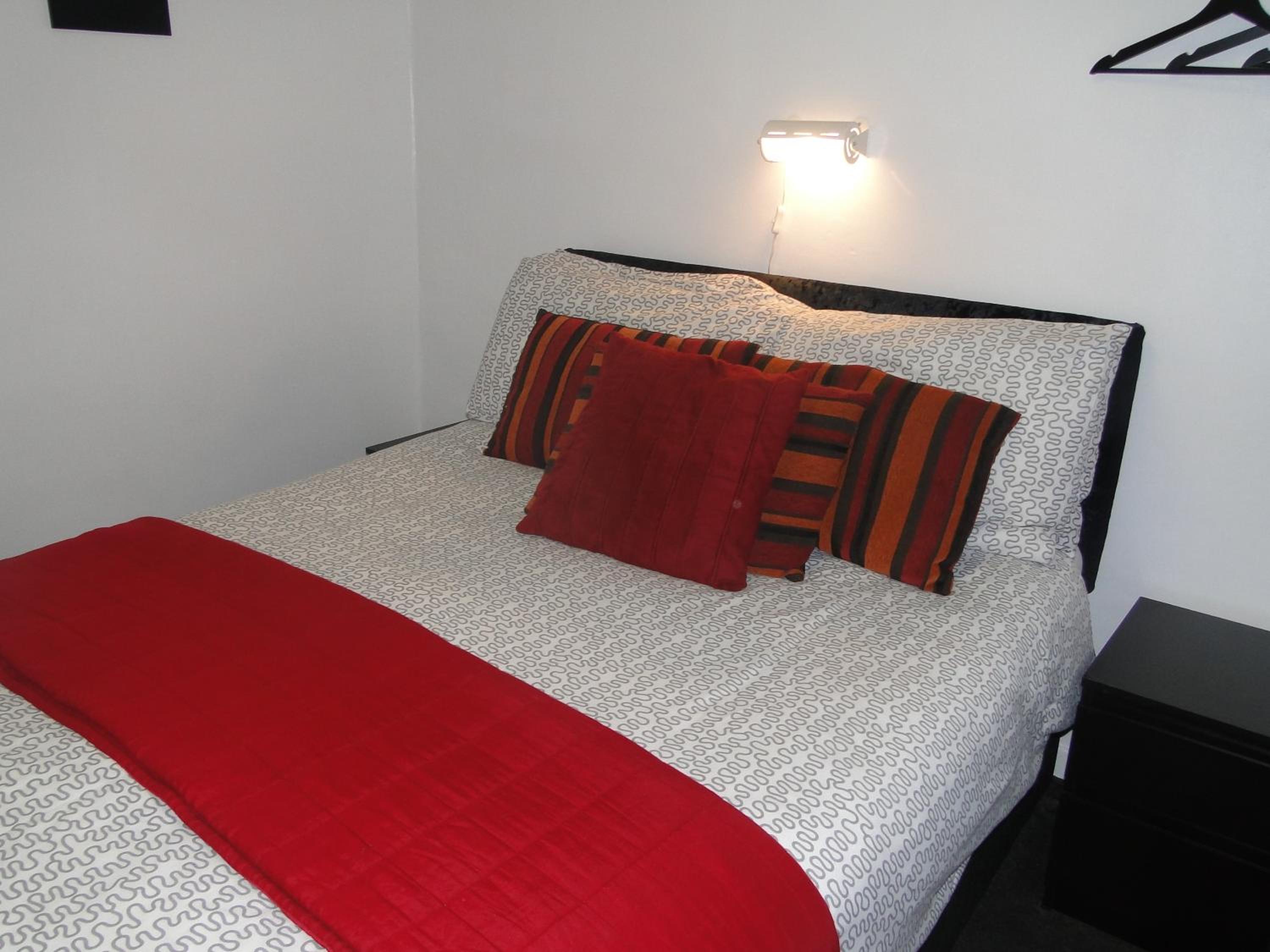 Small Double Room - Photo 1