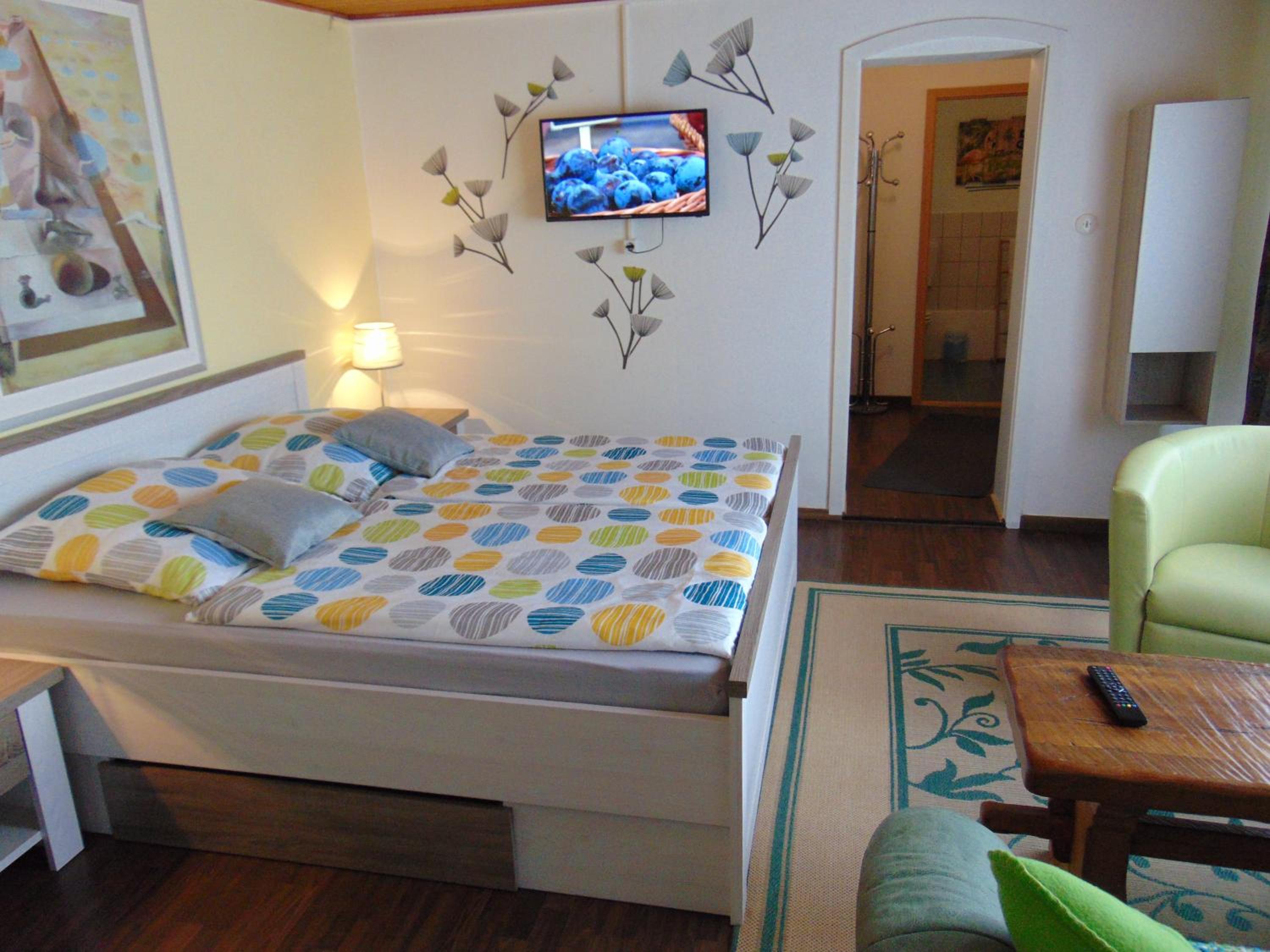 Family Room - Photo 4