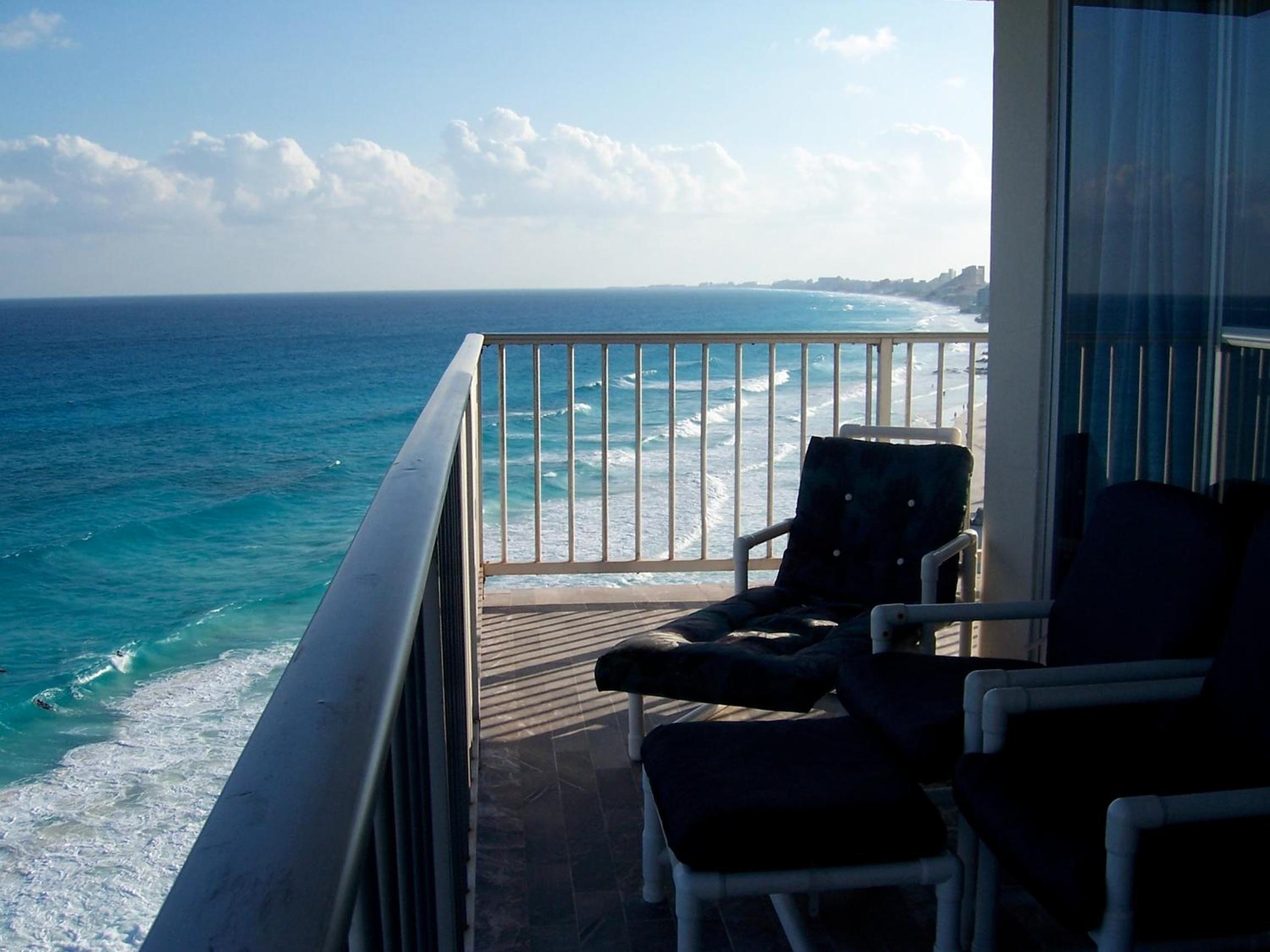 Suite with Ocean View photo 3